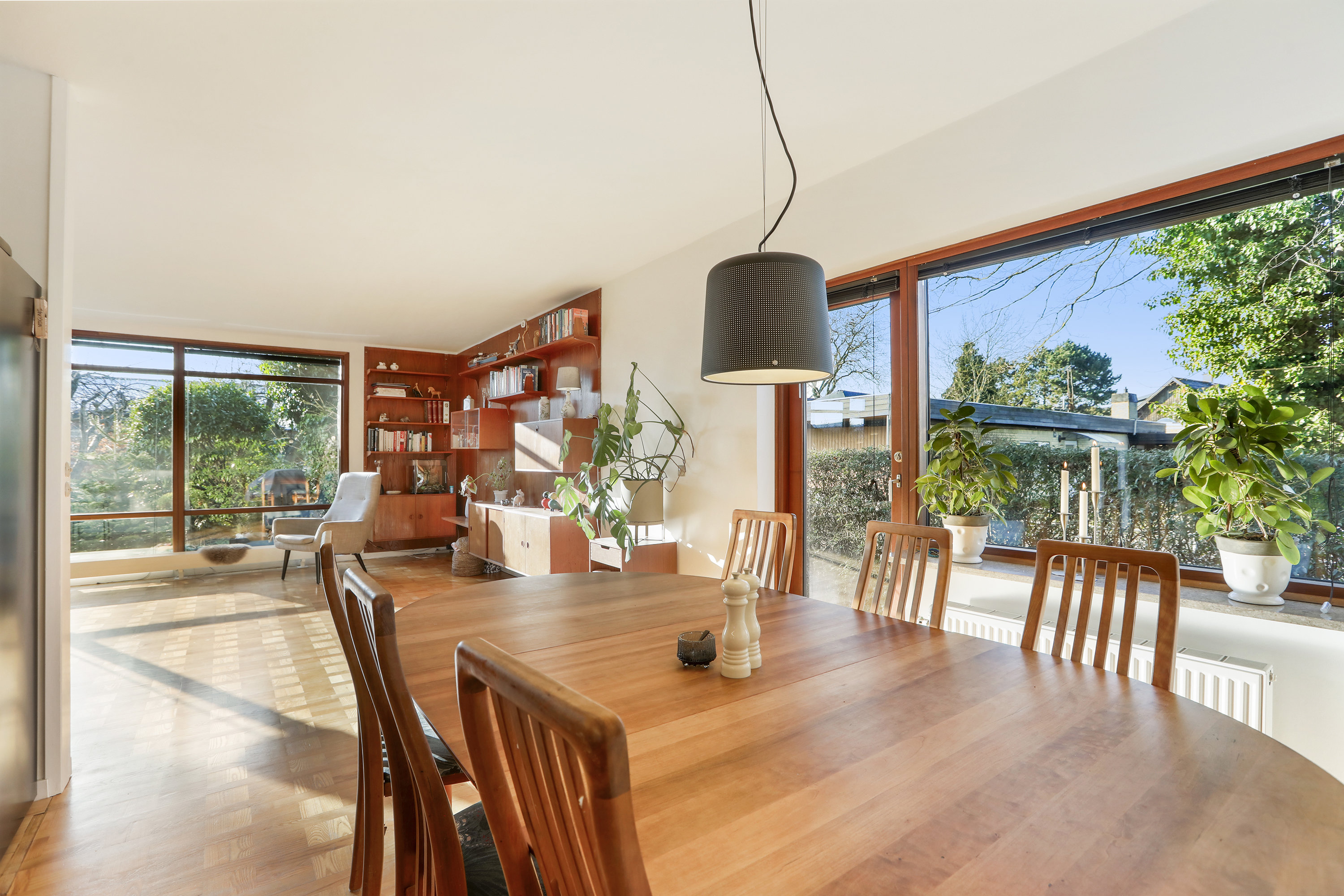 Fremhævet spiseplads billede i fuldskærmstilstand. Billede af Gl.Skovlundevej 64, 2740 Skovlunde