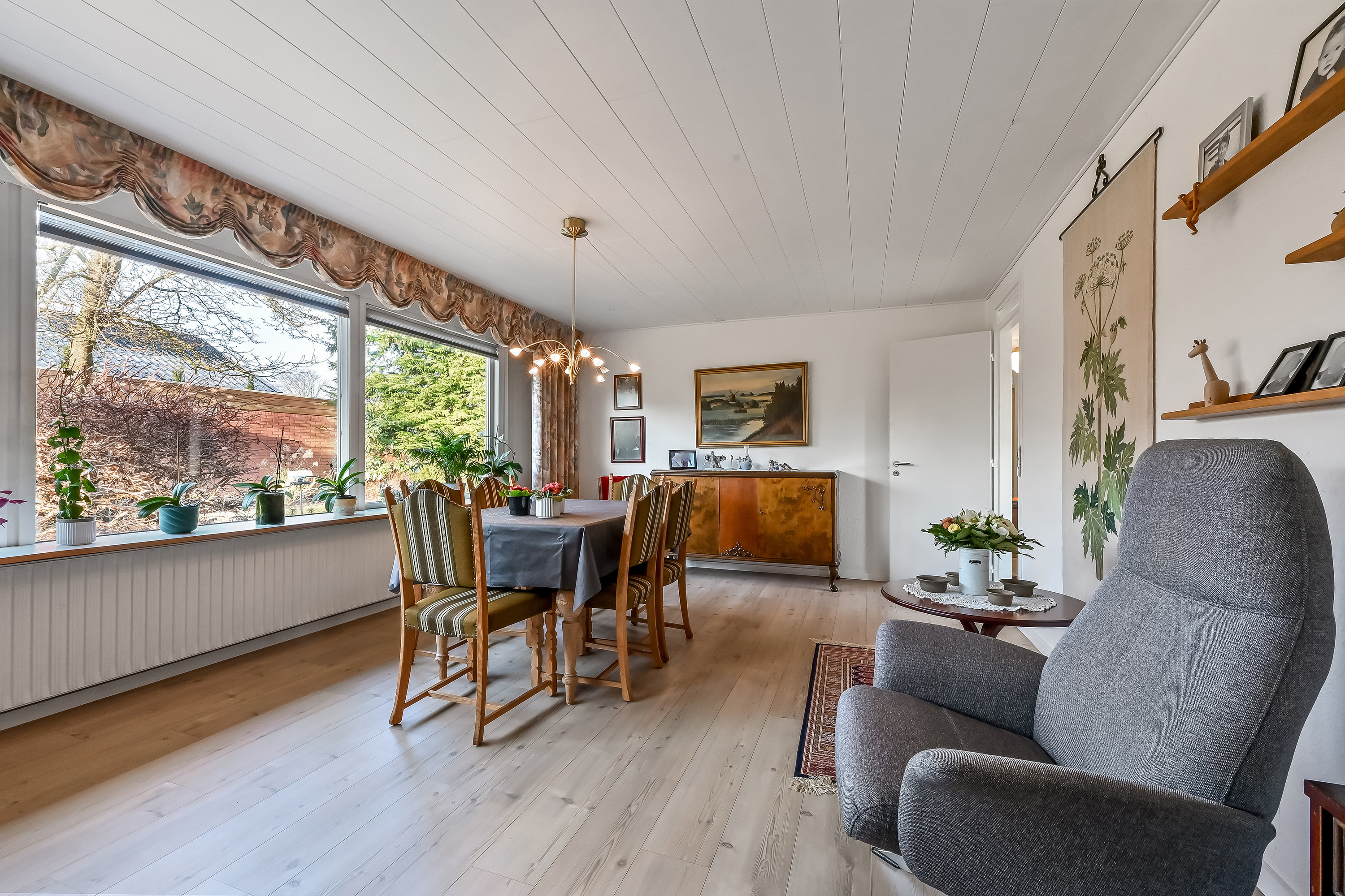 Fremhævet stue billede i fuldskærmstilstand. Billede af Skibbildvej 42, Haunstrup, 7400 Herning