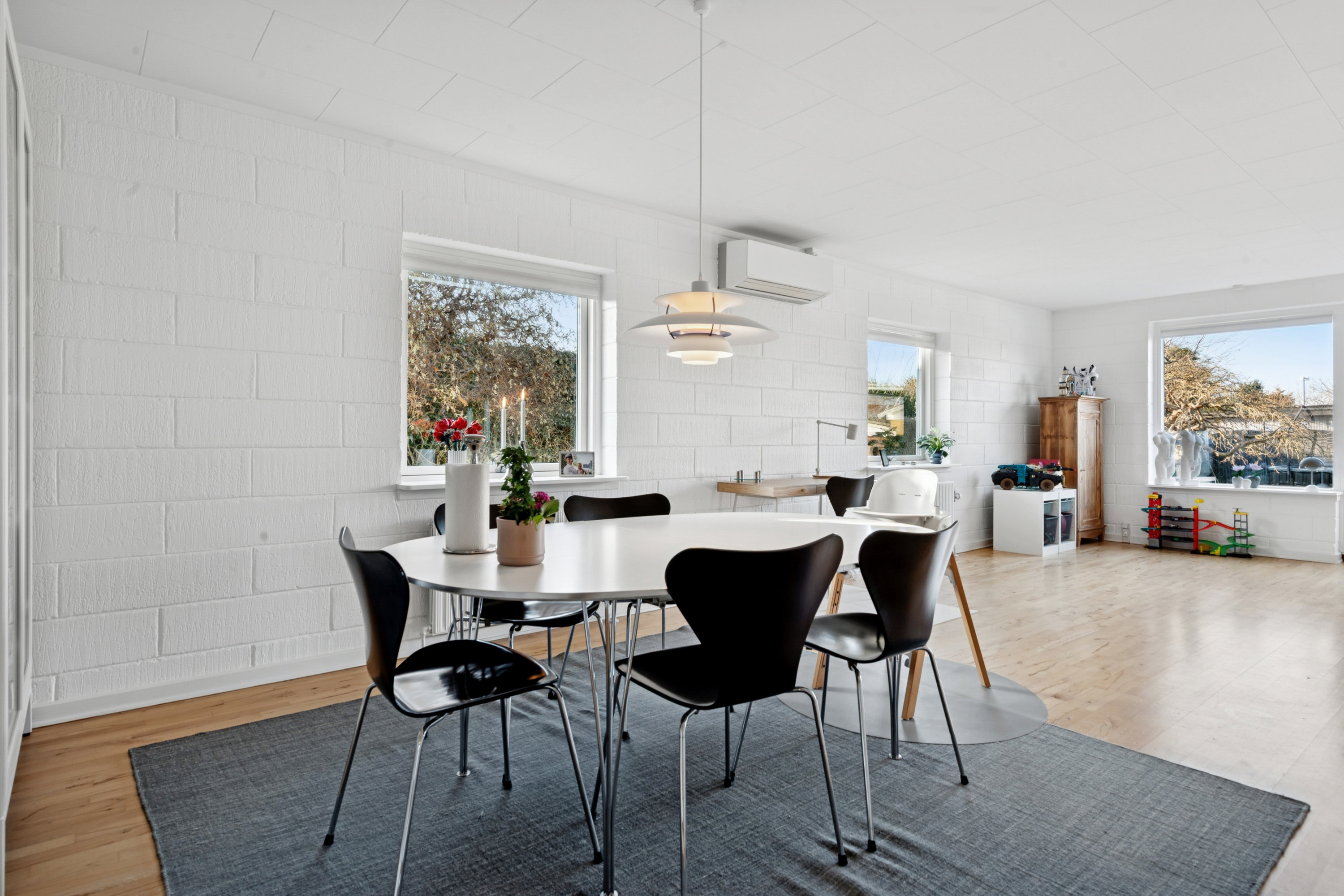 Fremhævet alrum billede i fuldskærmstilstand. Billede af Årøjel 4, 2670 Greve