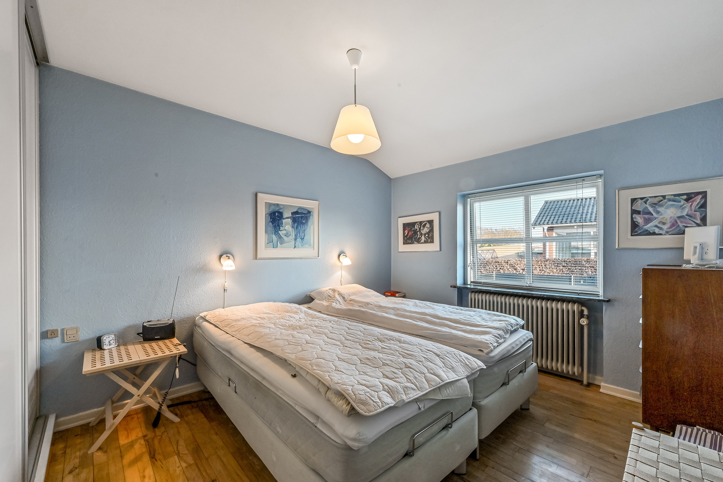 Fremhævet soveværelse billede i fuldskærmstilstand. Billede af Anemonevej 19, 7400 Herning