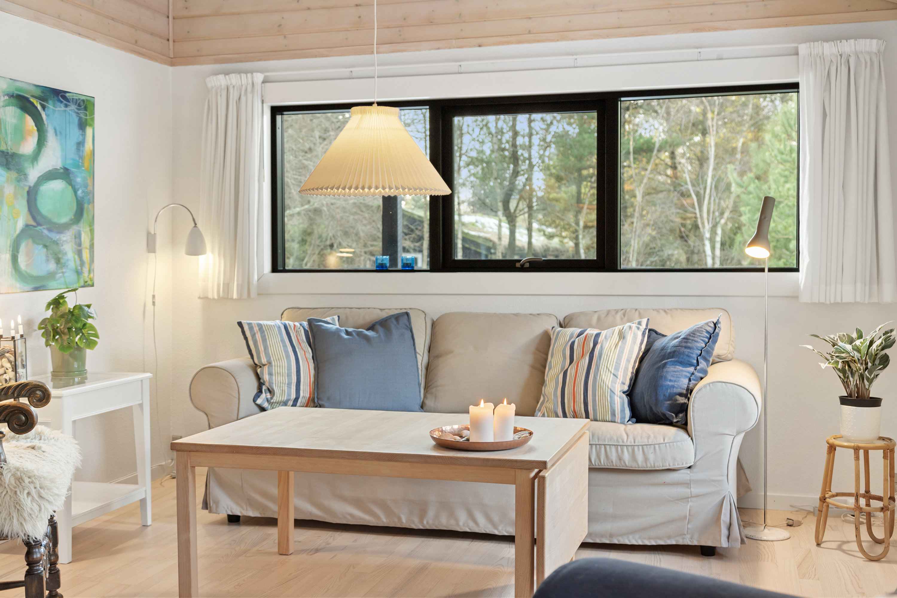 Fremhævet stue billede i fuldskærmstilstand. Billede af Skorr-Karensvej 3, Rødhus, 9490 Pandrup