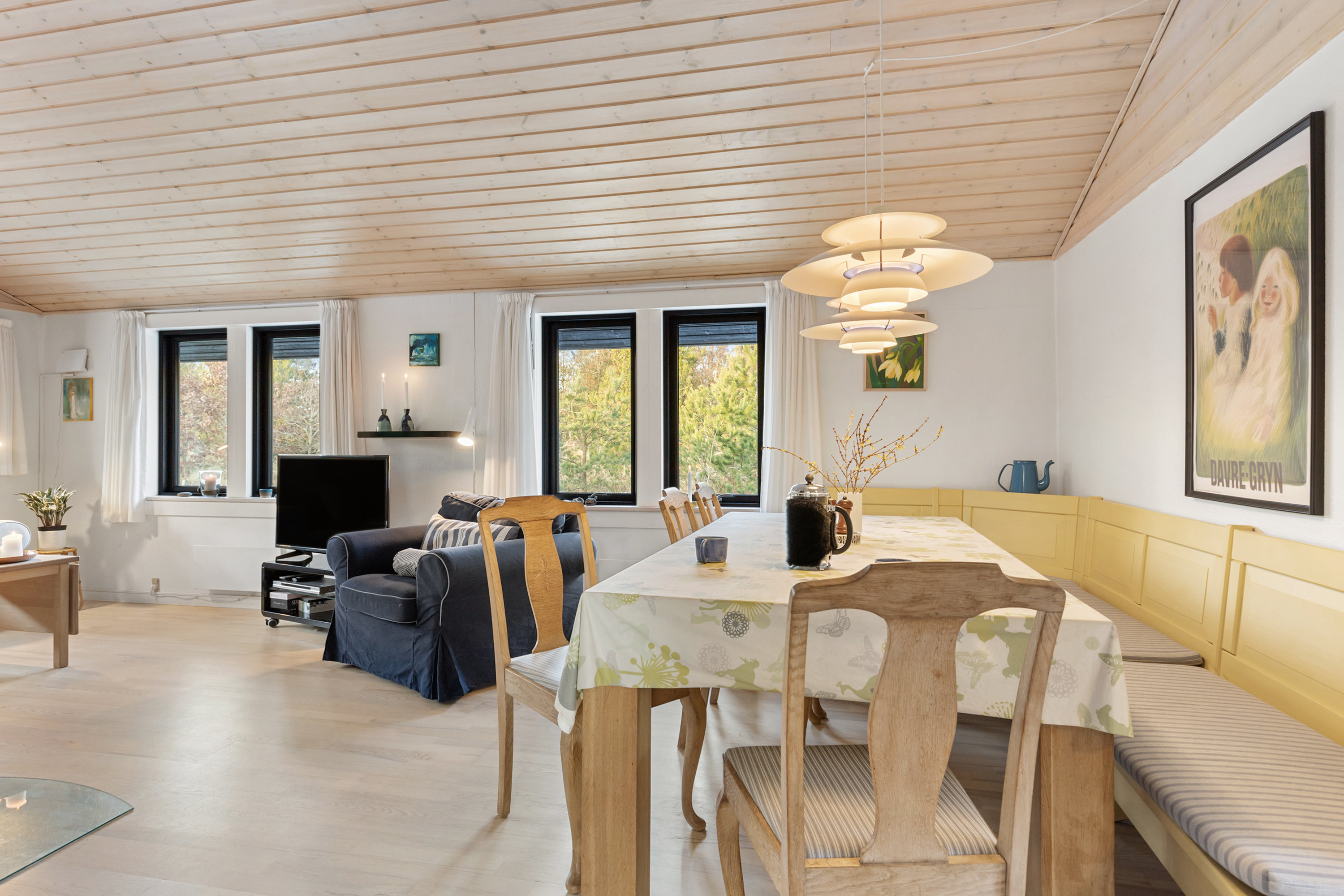 Fremhævet stue billede i fuldskærmstilstand. Billede af Skorr-Karensvej 3, Rødhus, 9490 Pandrup