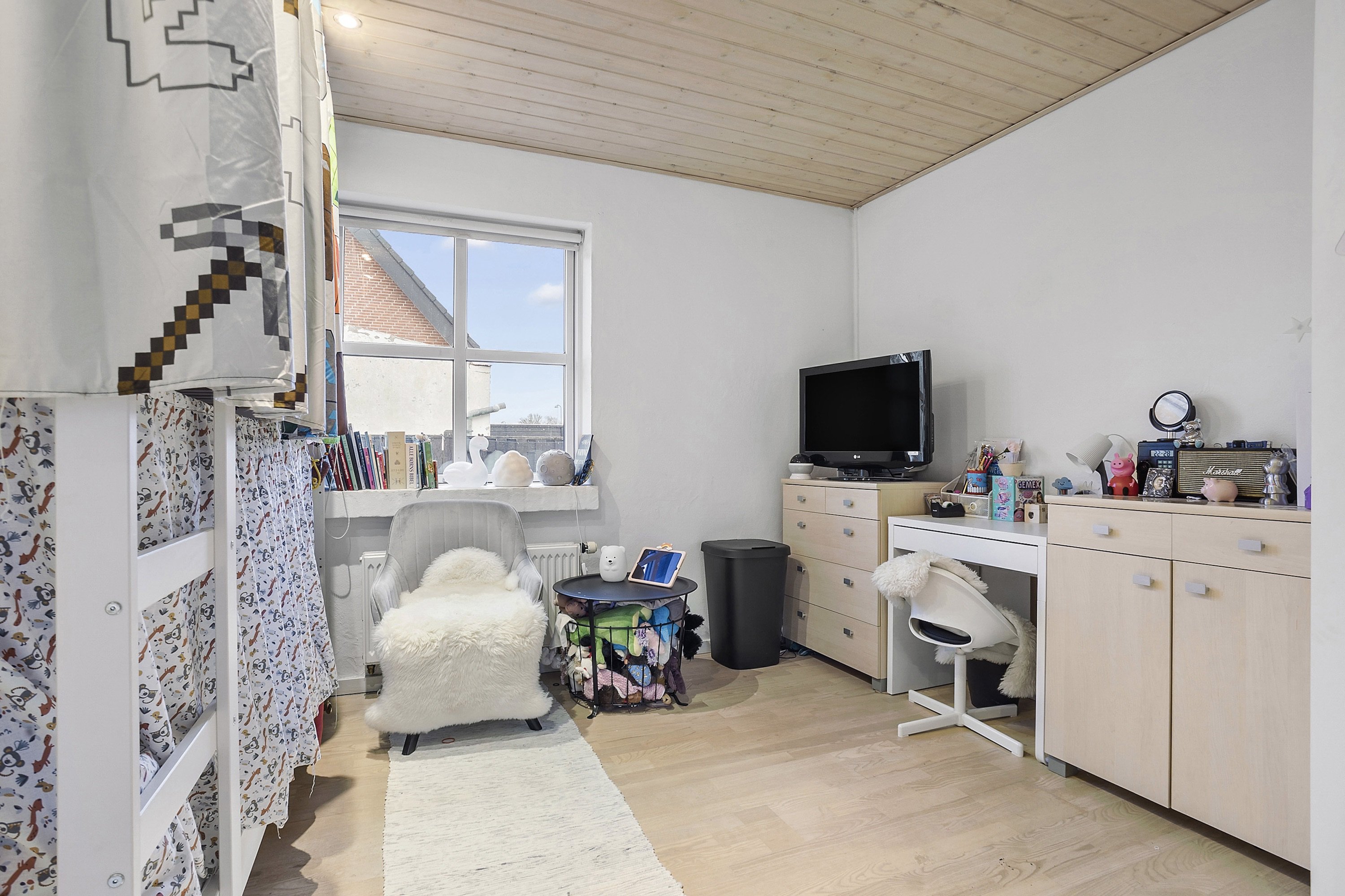 Fremhævet værelse billede i fuldskærmstilstand. Billede af Muhlesvej 13, 9800 Hjørring