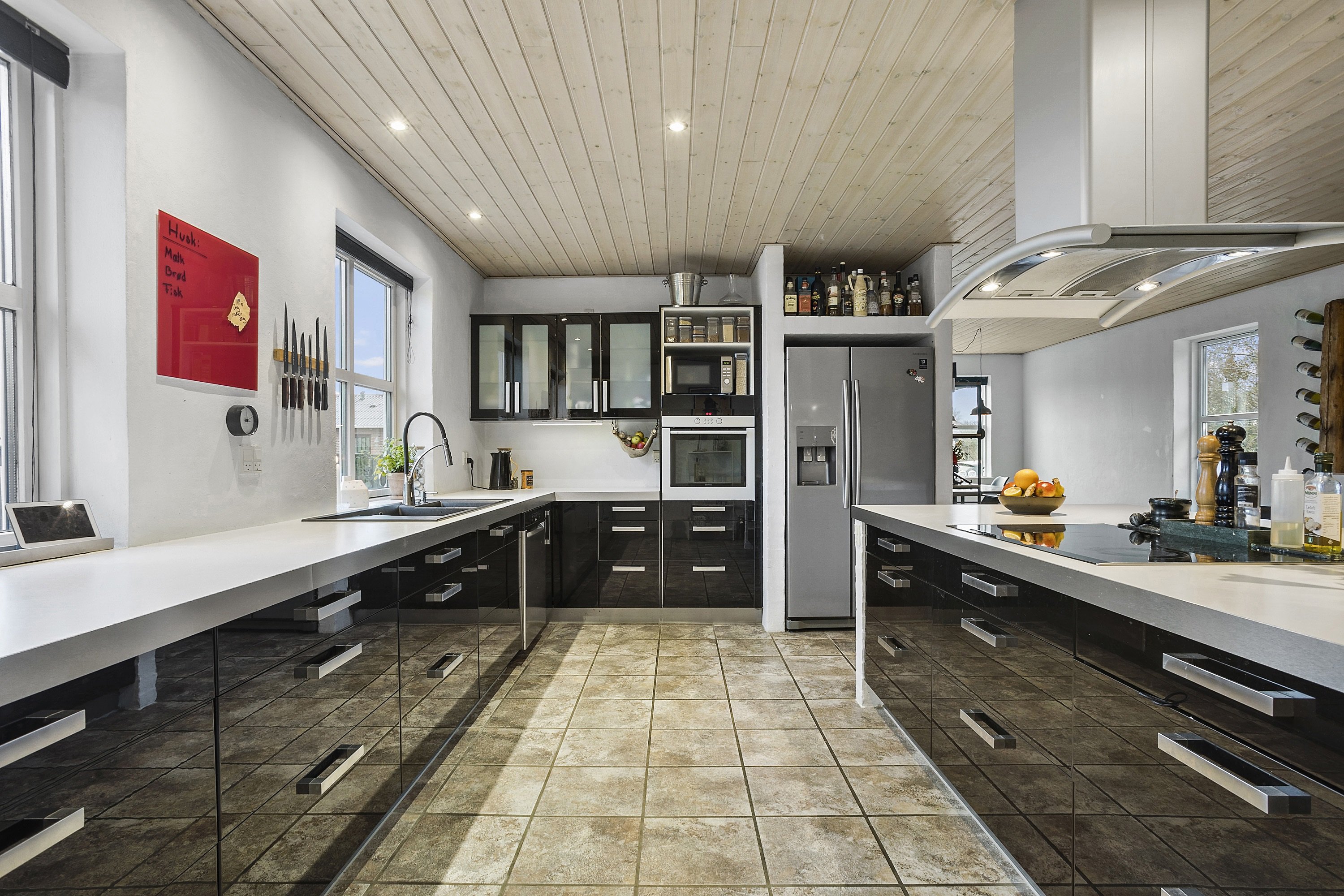 Fremhævet køkken billede i fuldskærmstilstand. Billede af Muhlesvej 13, 9800 Hjørring