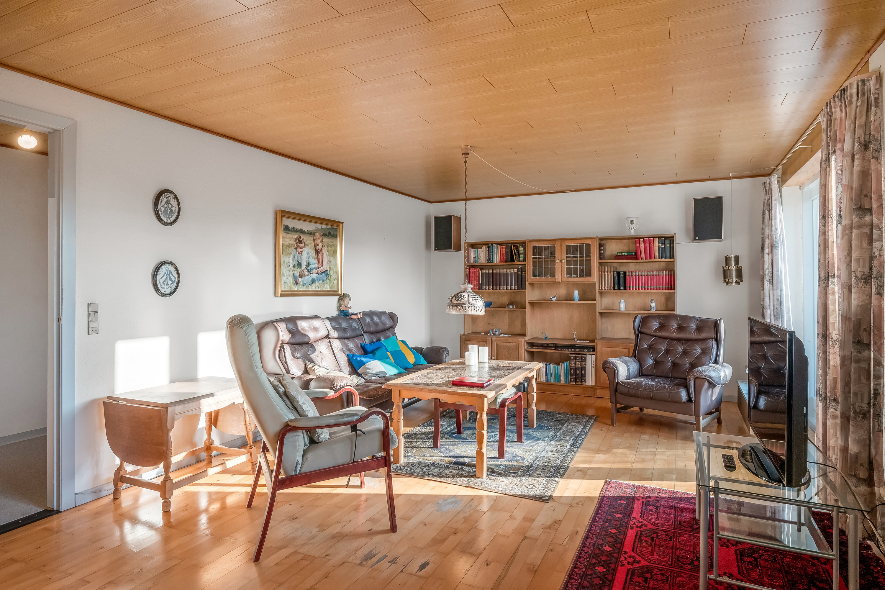 Fremhævet stue billede i fuldskærmstilstand. Billede af Rønnevænget 4, 6870 Ølgod