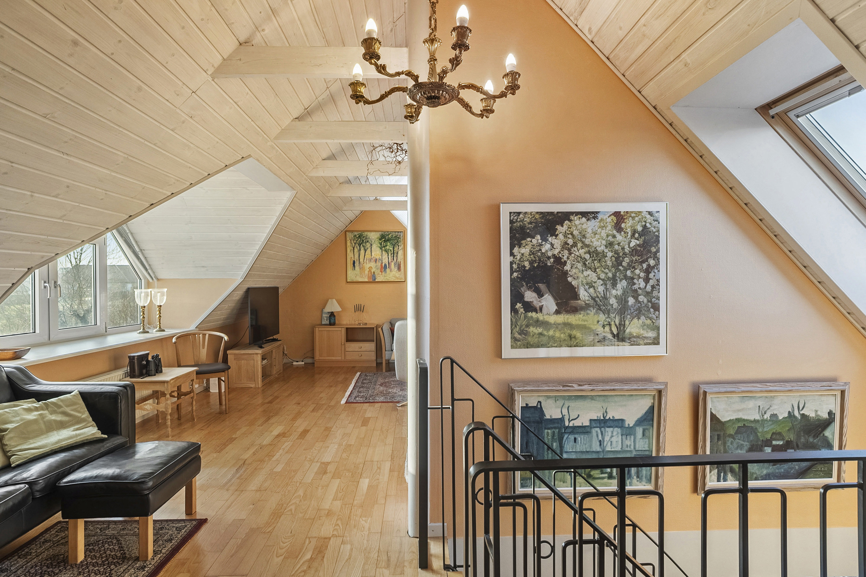 Fremhævet stue billede i fuldskærmstilstand. Billede af Glentevej 42, 7600 Struer