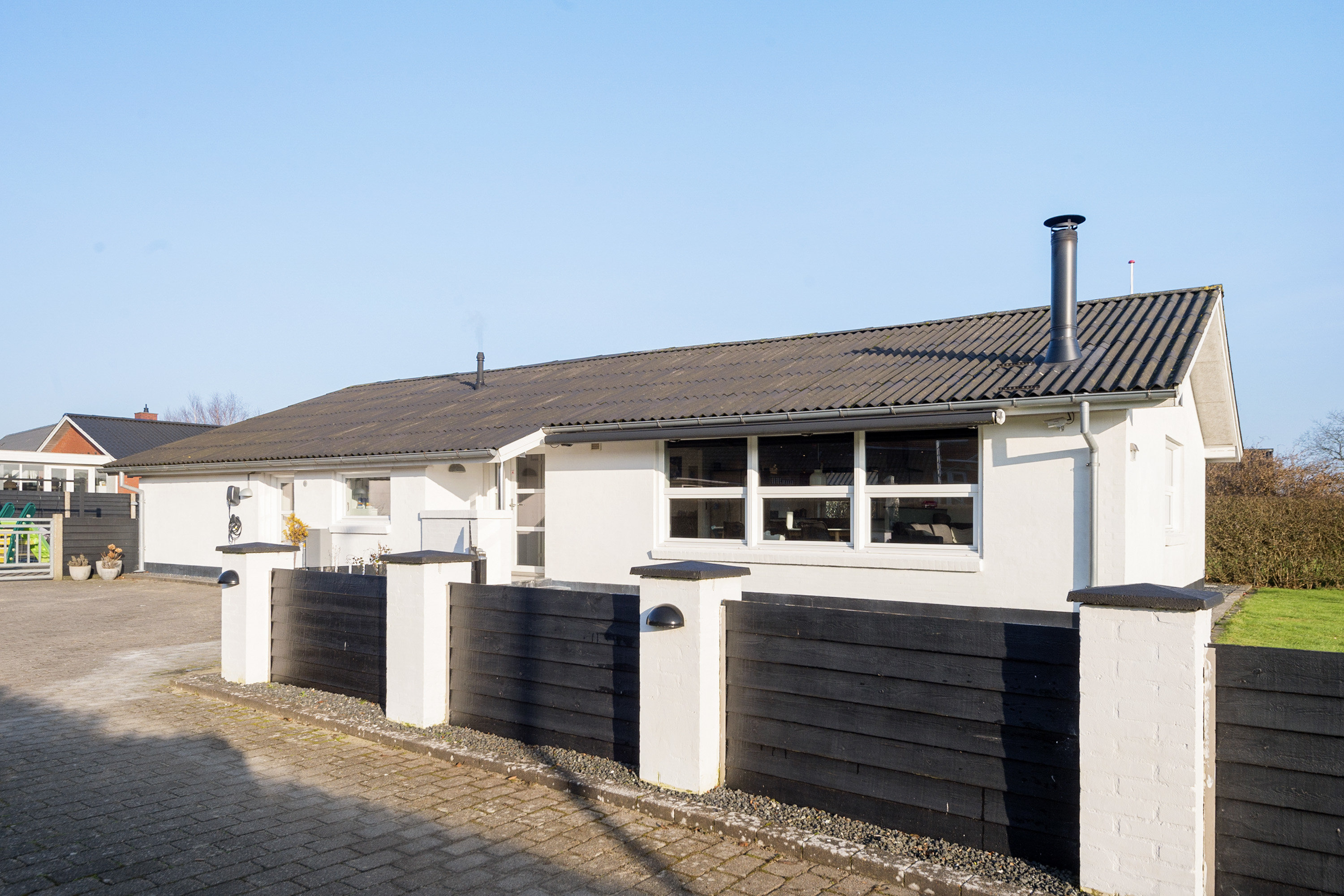 Fremhævet ejendommen billede i fuldskærmstilstand. Billede af Spættevej 3, 6851 Janderup Vestj