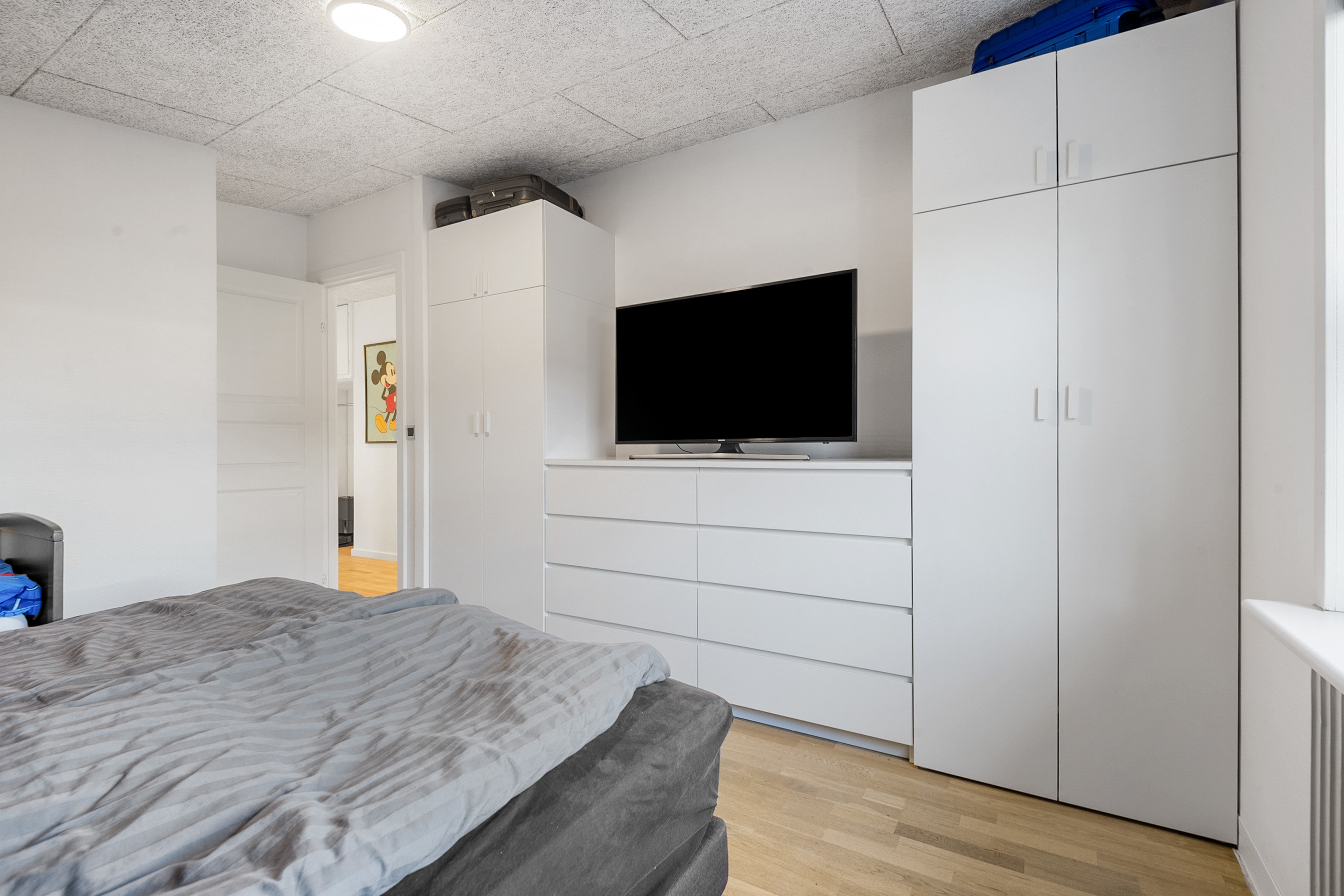 Fremhævet soveværelse billede i fuldskærmstilstand. Billede af Spættevej 3, 6851 Janderup Vestj