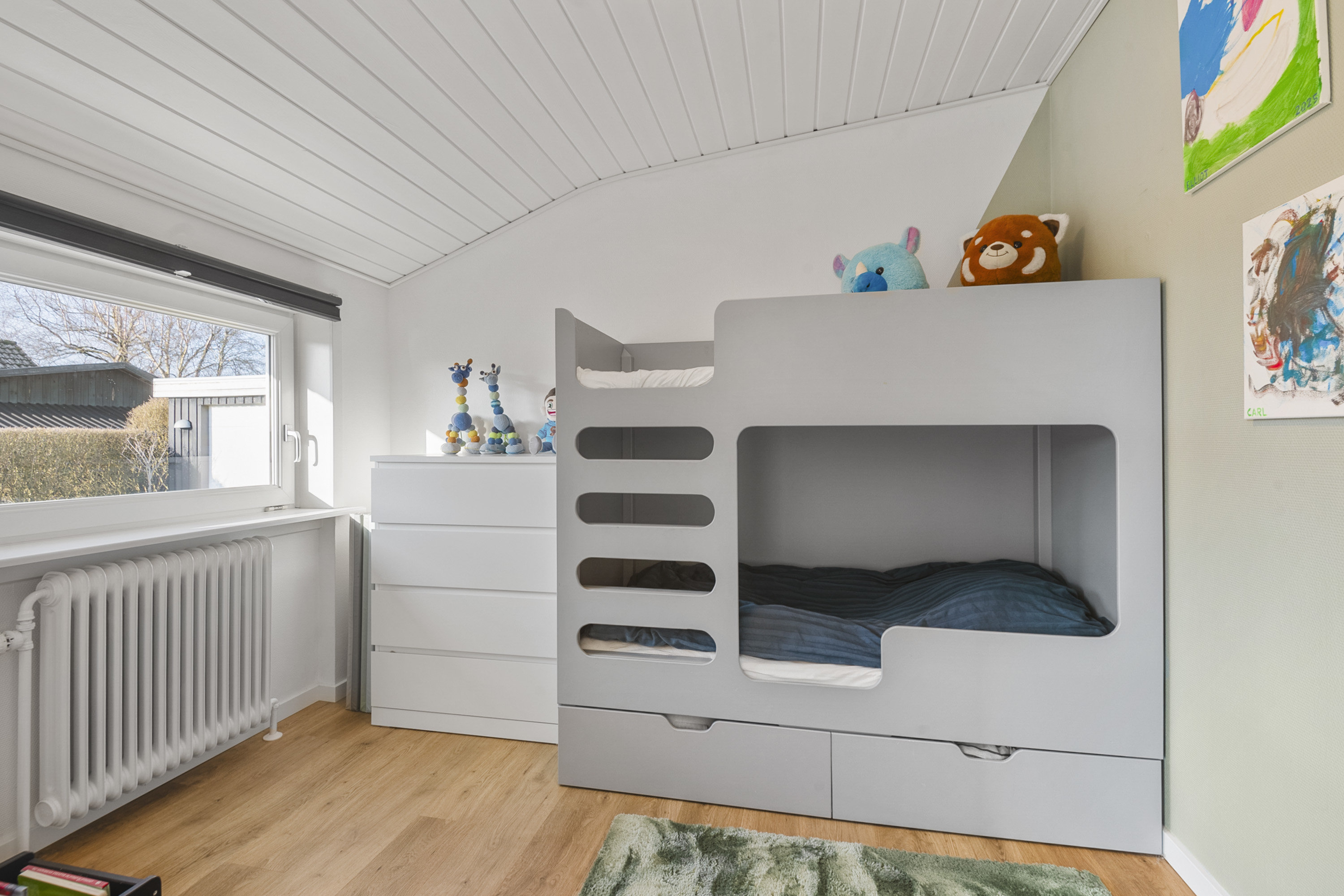 Fremhævet værelse billede i fuldskærmstilstand. Billede af Spættevej 3, 6851 Janderup Vestj