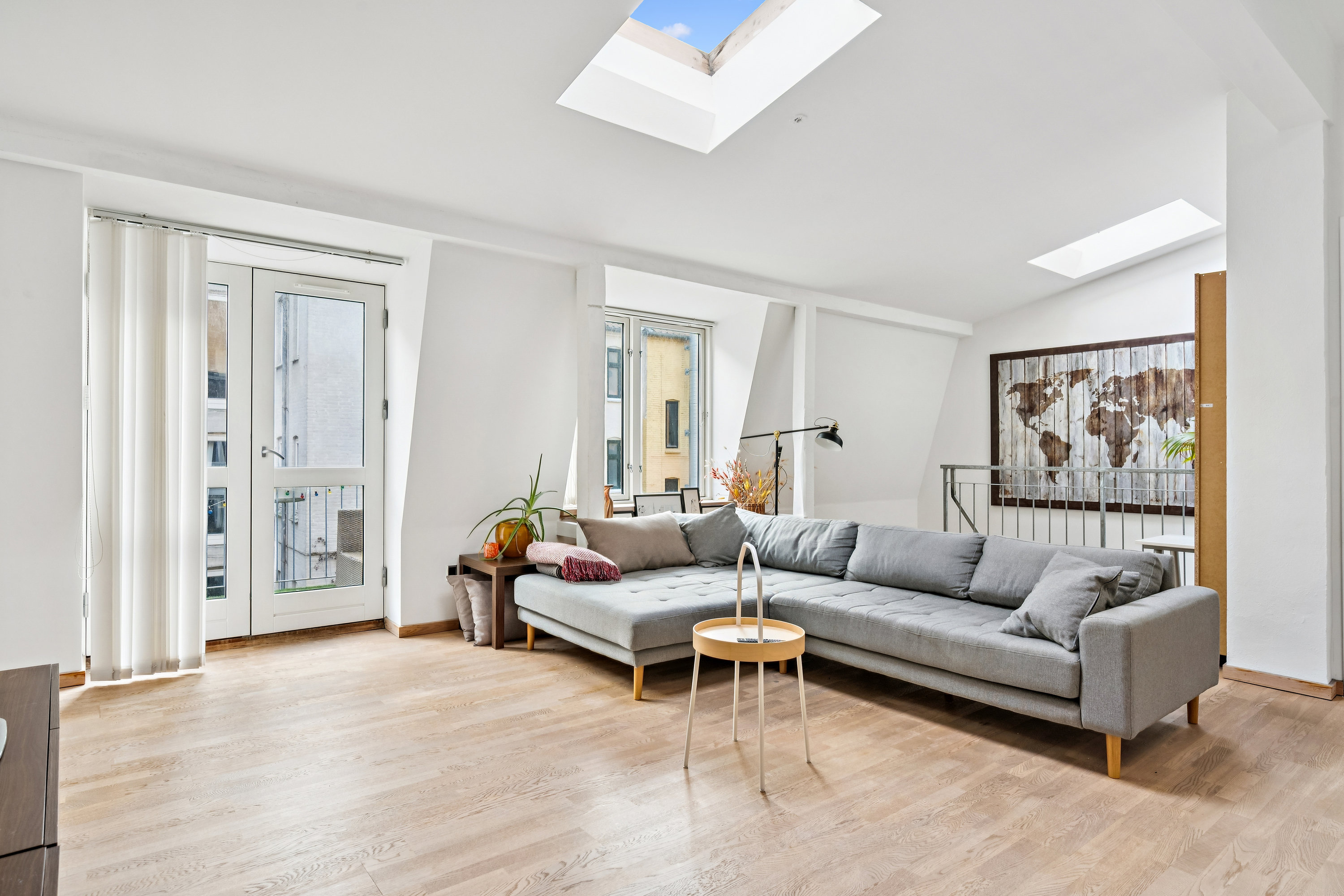 Miniaturebillede 1: stue. Billede af Banegårdsgade 37B, 2., 8000 Aarhus C