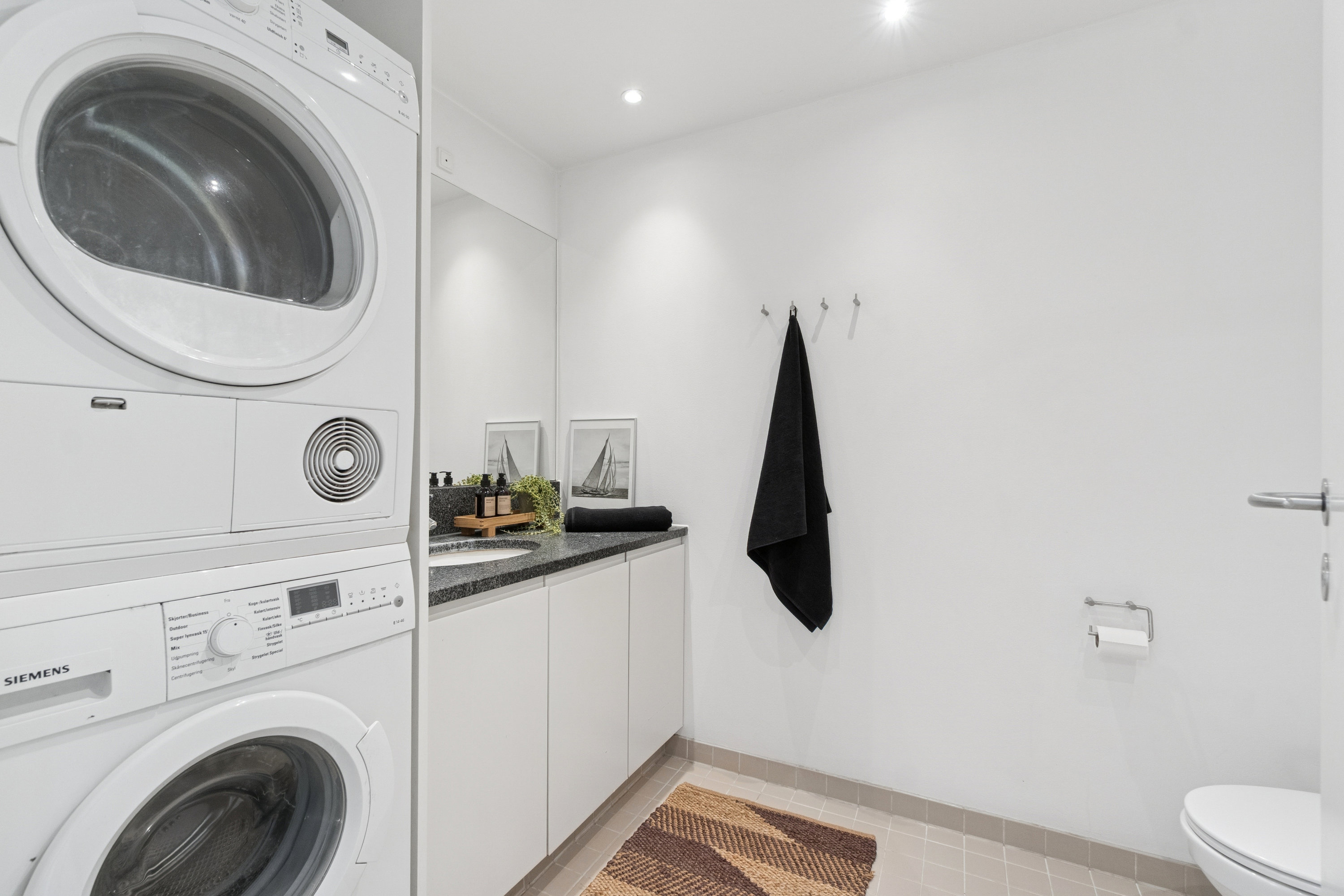 Fremhævet  billede i fuldskærmstilstand. Billede af A.C. Meyers Vænge 11A, 1. tv., 2450 København SV