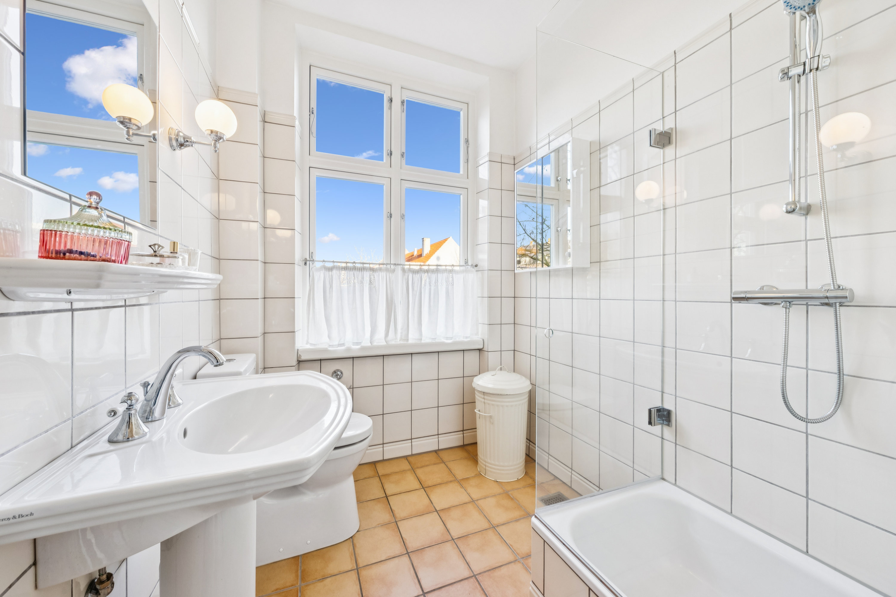 Fremhævet  billede i fuldskærmstilstand. Billede af Gammel Kongevej 78, 2. tv., 1850 Frederiksberg C