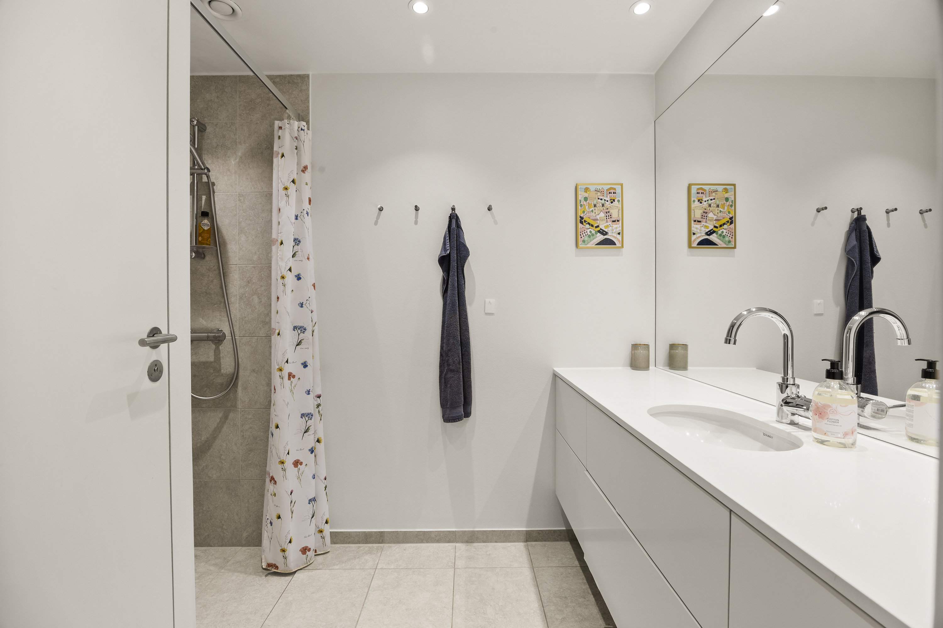 Fremhævet badeværelse billede i fuldskærmstilstand. Billede af Constantin Hansens Gade 35, st.., 1799 København V