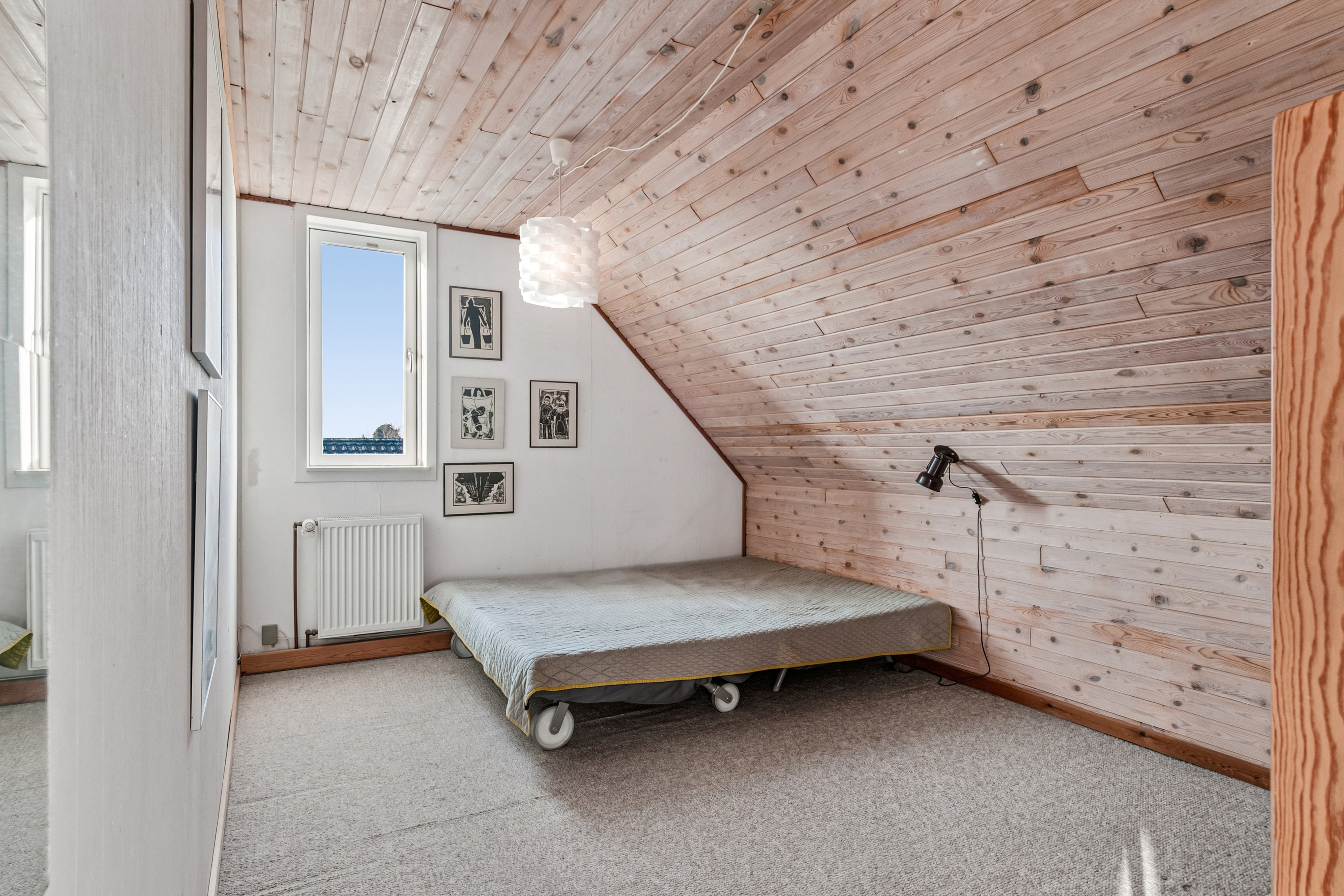 Fremhævet værelse billede i fuldskærmstilstand. Billede af Jerslev Alle 13D, 2770 Kastrup