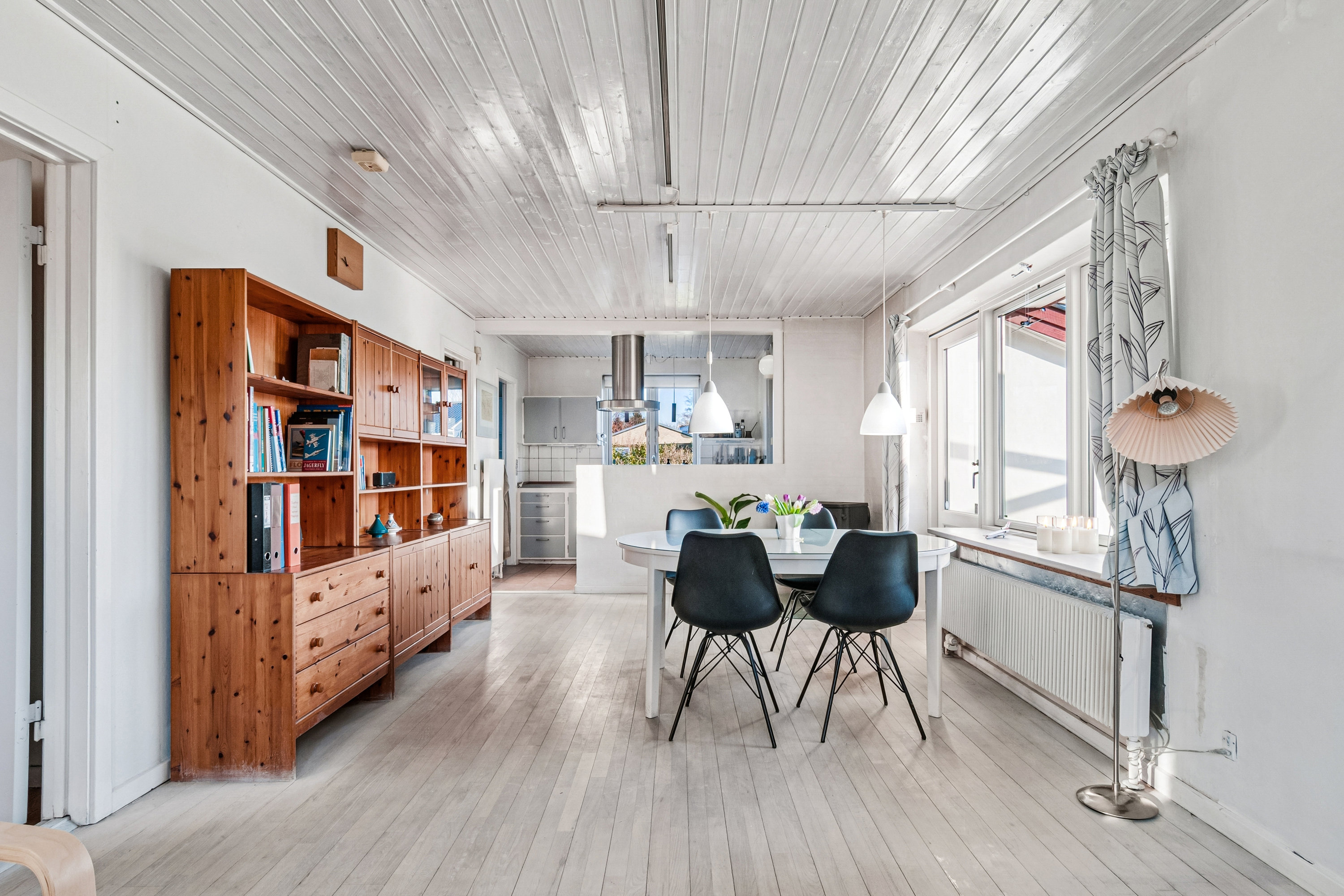 Fremhævet spisestue billede i fuldskærmstilstand. Billede af Jerslev Alle 13D, 2770 Kastrup