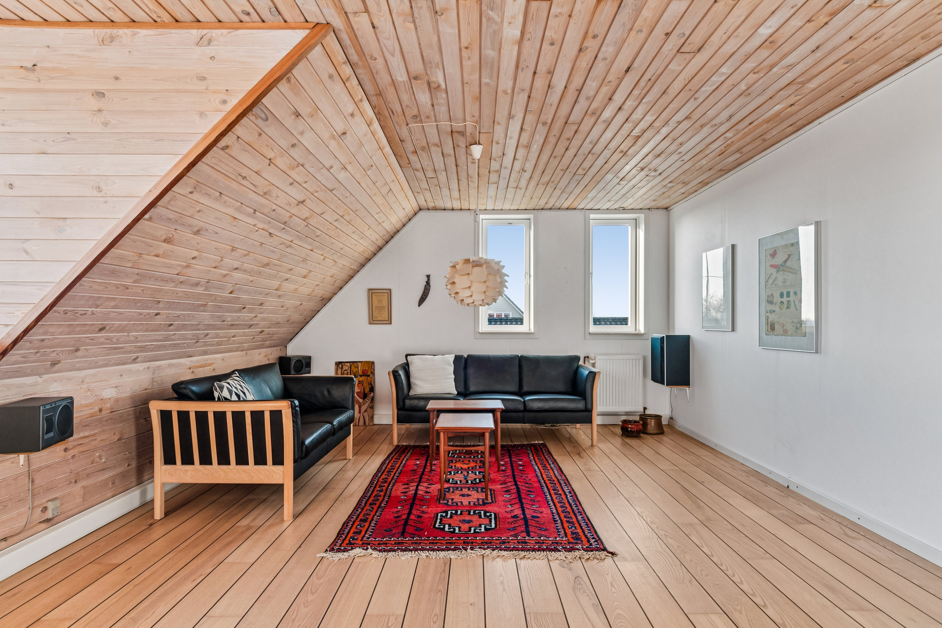 Fremhævet stue billede i fuldskærmstilstand. Billede af Jerslev Alle 13D, 2770 Kastrup