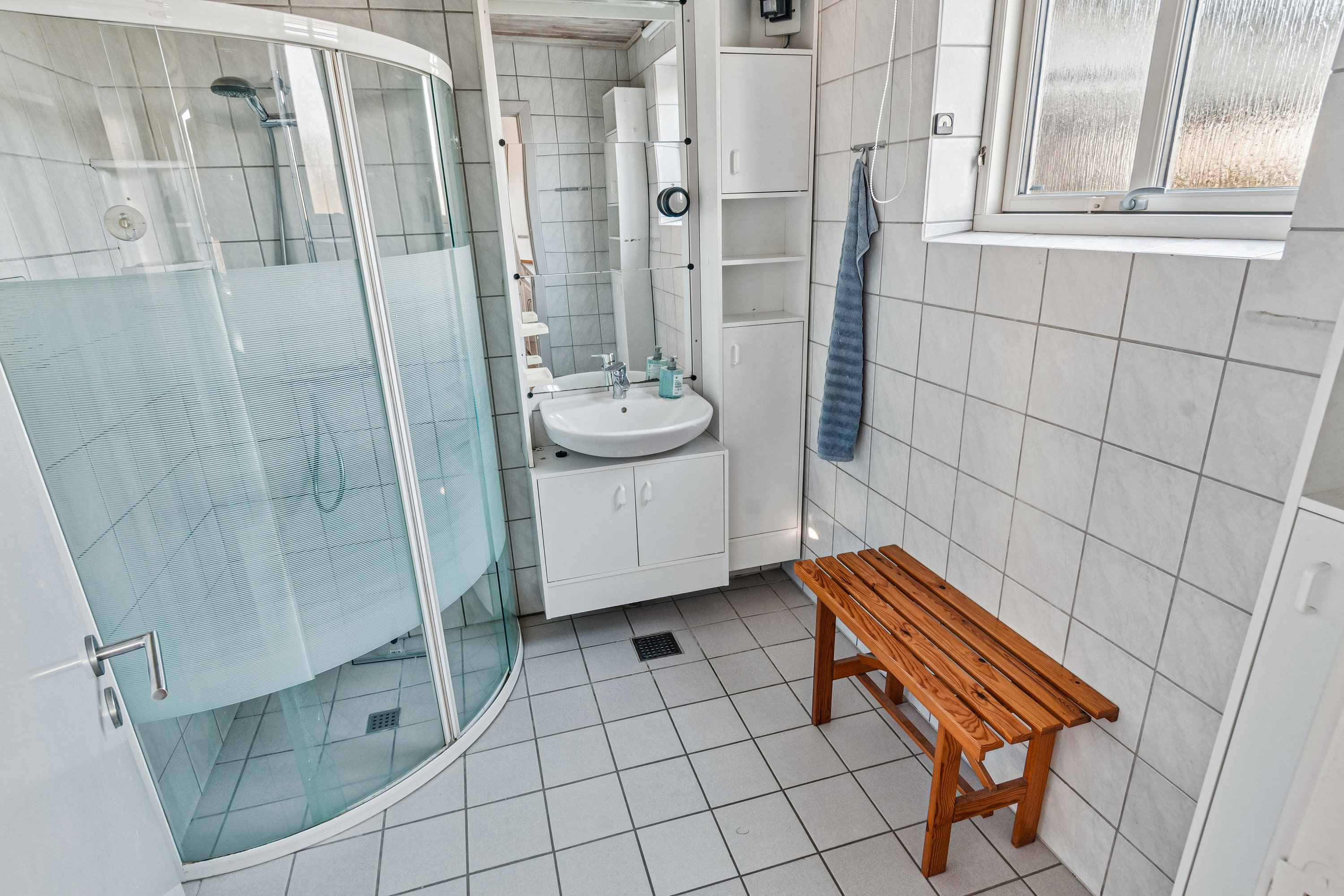 Fremhævet badeværelse billede i fuldskærmstilstand. Billede af Jerslev Alle 13D, 2770 Kastrup