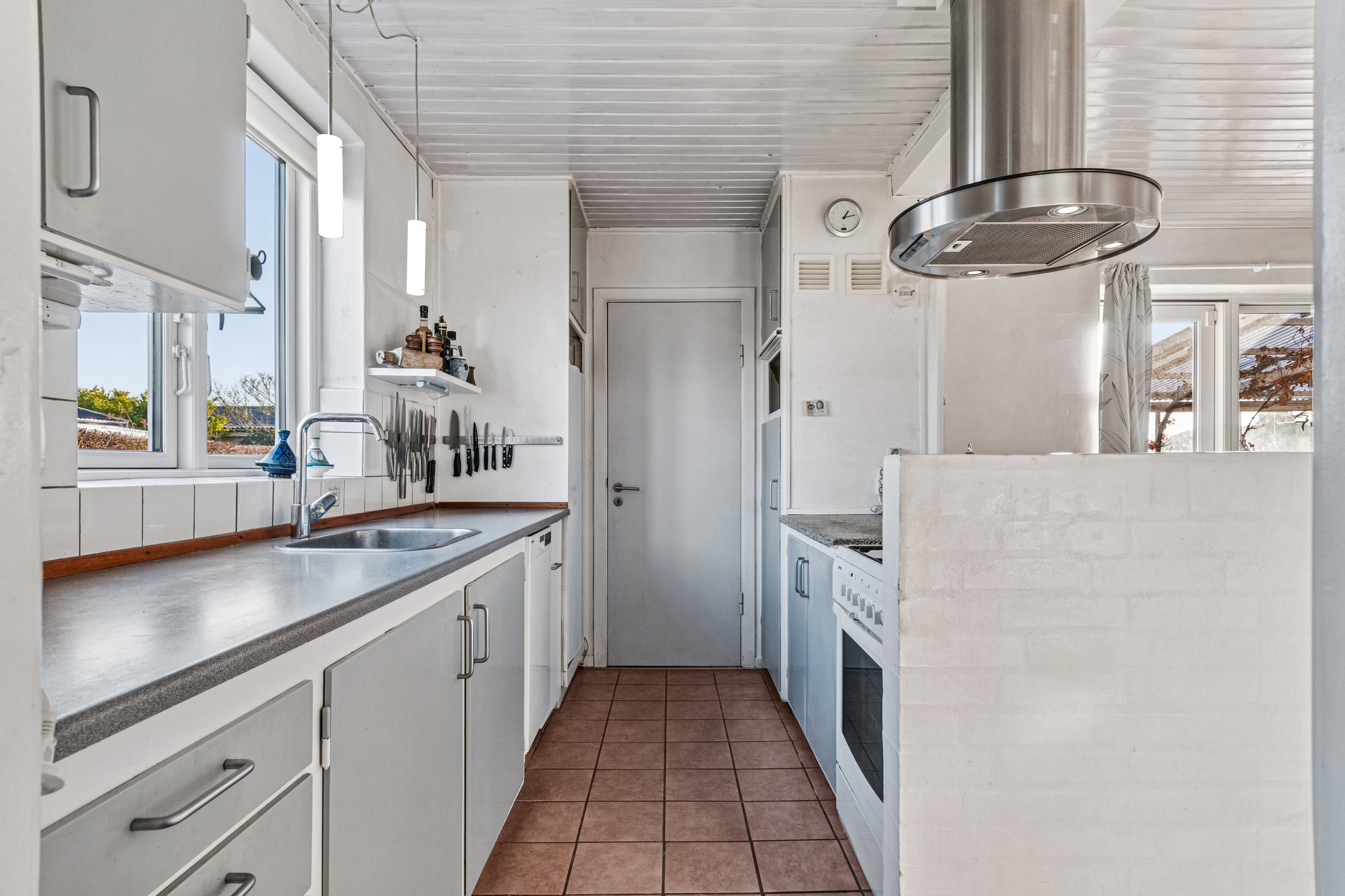 Fremhævet køkken billede i fuldskærmstilstand. Billede af Jerslev Alle 13D, 2770 Kastrup