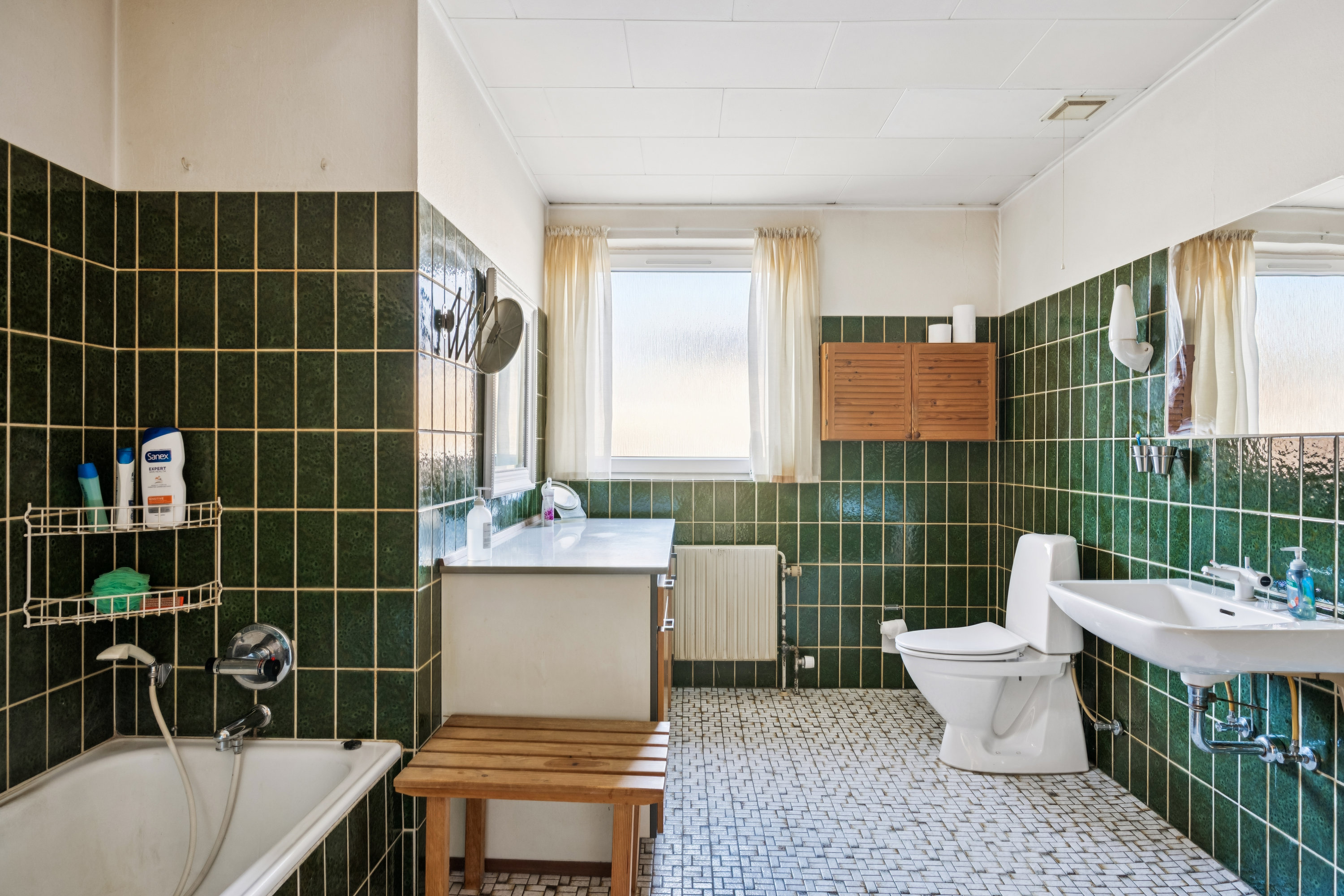 Fremhævet badeværelse billede i fuldskærmstilstand. Billede af Stadion Alle 10, 8963 Auning