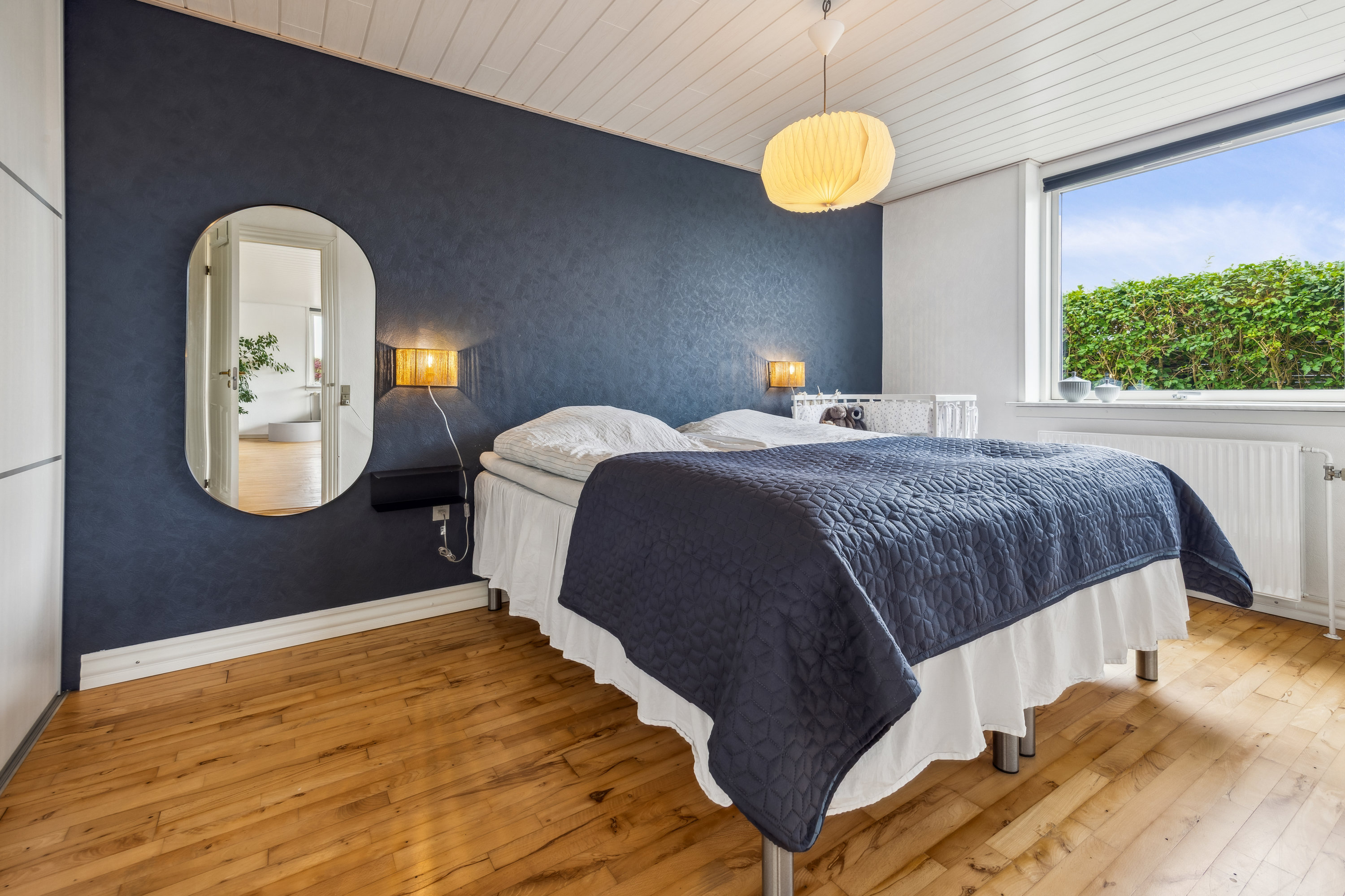 Fremhævet soveværelse billede i fuldskærmstilstand. Billede af Fresiavej 6, 9800 Hjørring