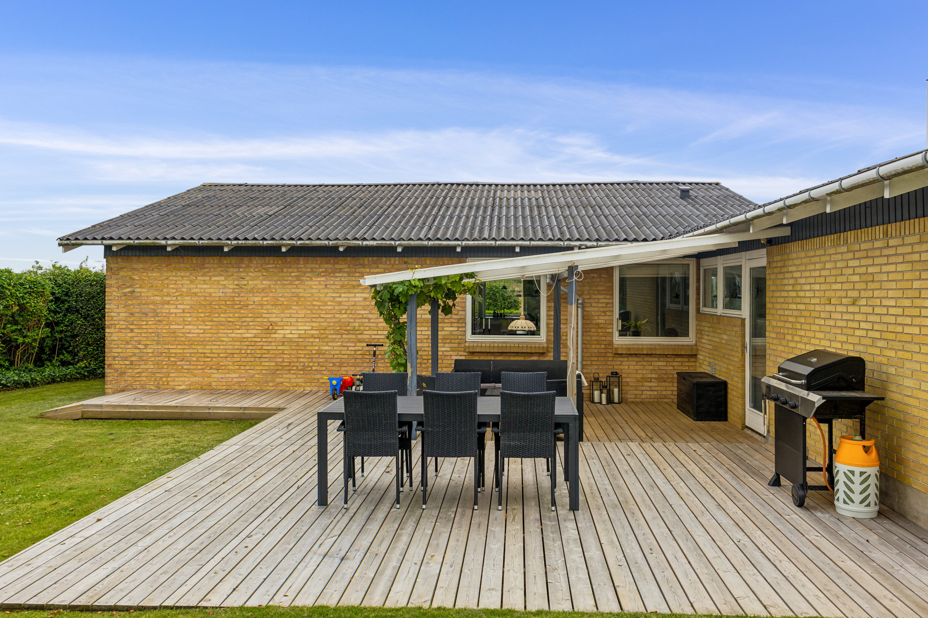 Fremhævet overdækket terrasse billede i fuldskærmstilstand. Billede af Fresiavej 6, 9800 Hjørring