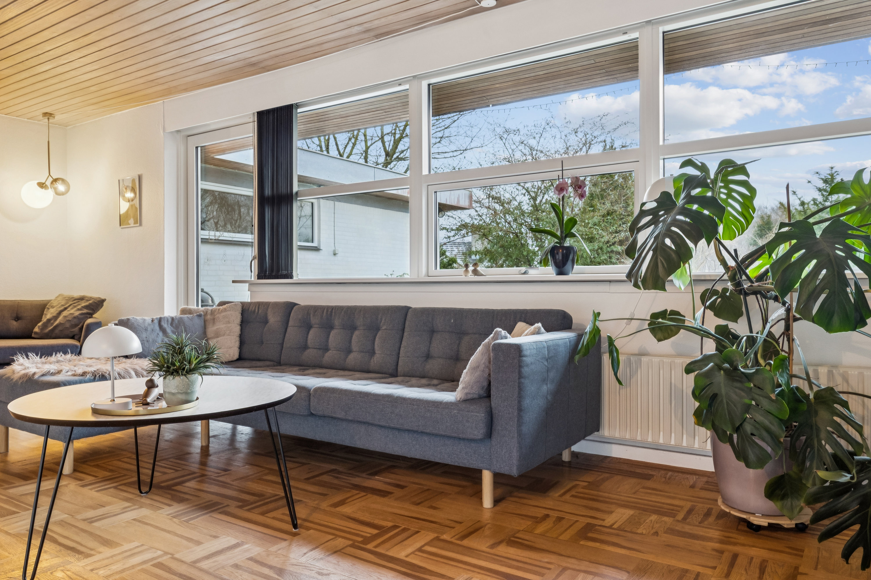 Fremhævet stue billede i fuldskærmstilstand. Billede af Lindalsbakken 23, 9560 Hadsund