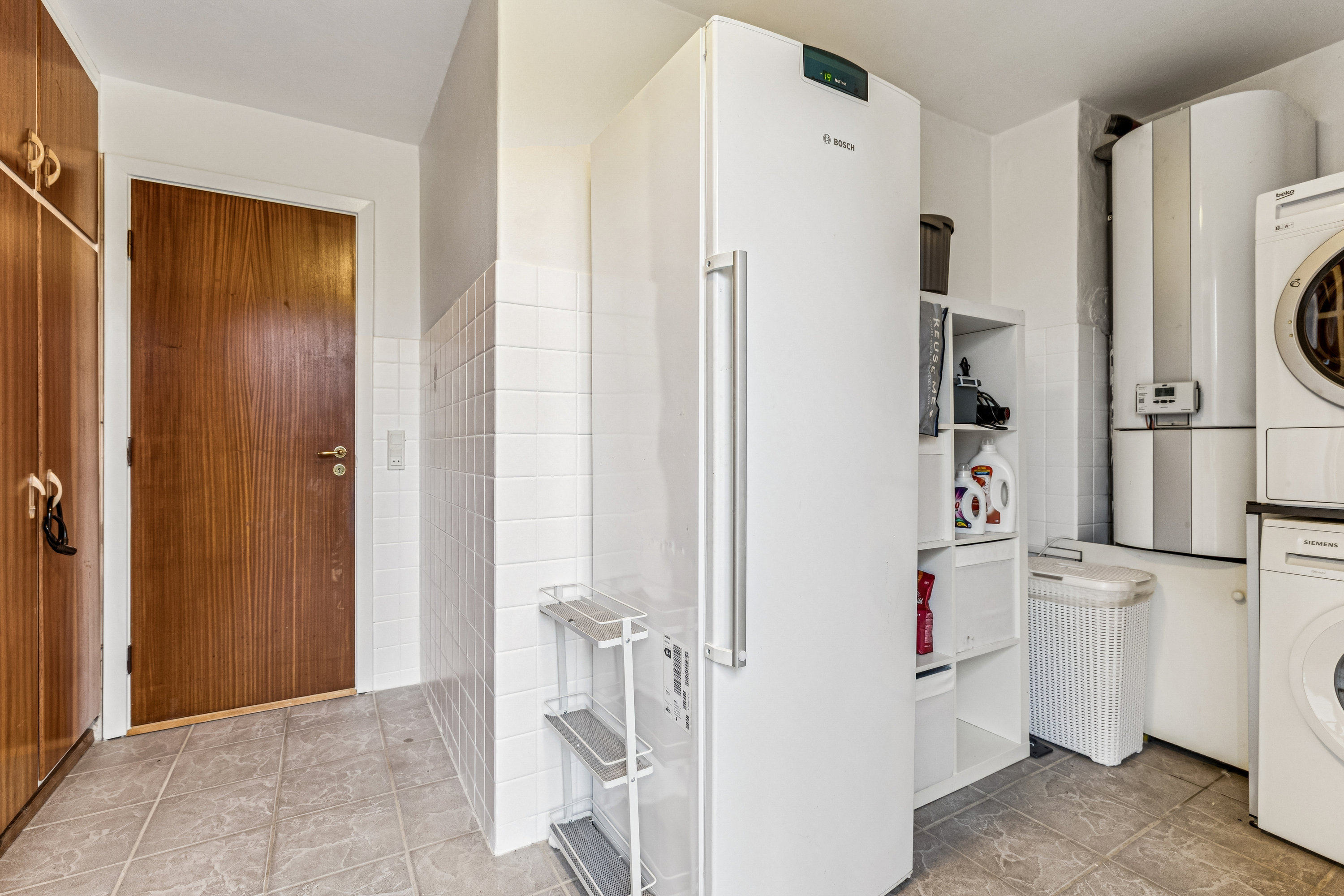 Fremhævet badeværelse billede i fuldskærmstilstand. Billede af Lindalsbakken 23, 9560 Hadsund