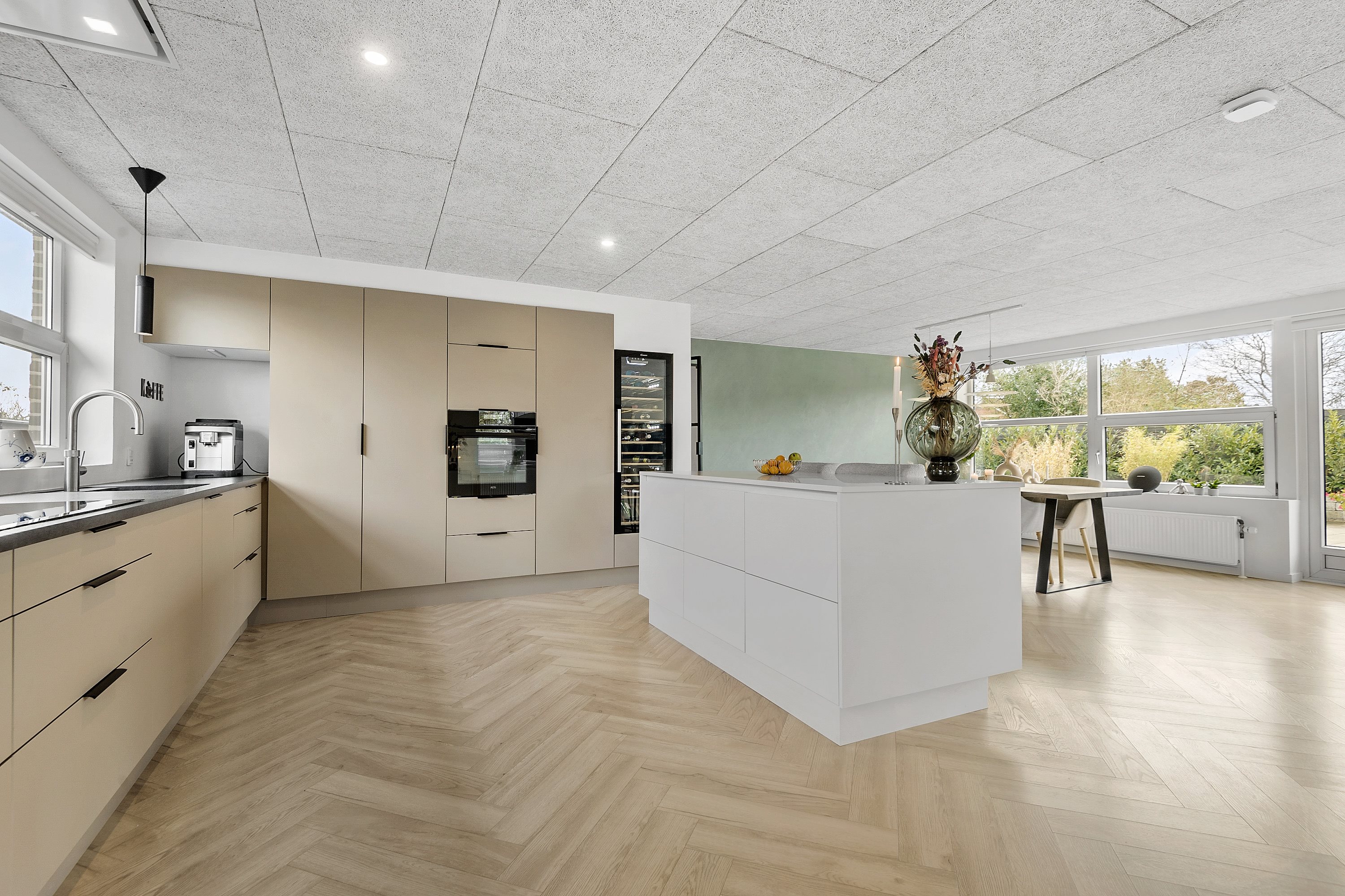 Fremhævet køkken billede i fuldskærmstilstand. Billede af Præstevangen 19, Bryndum, 6715 Esbjerg N