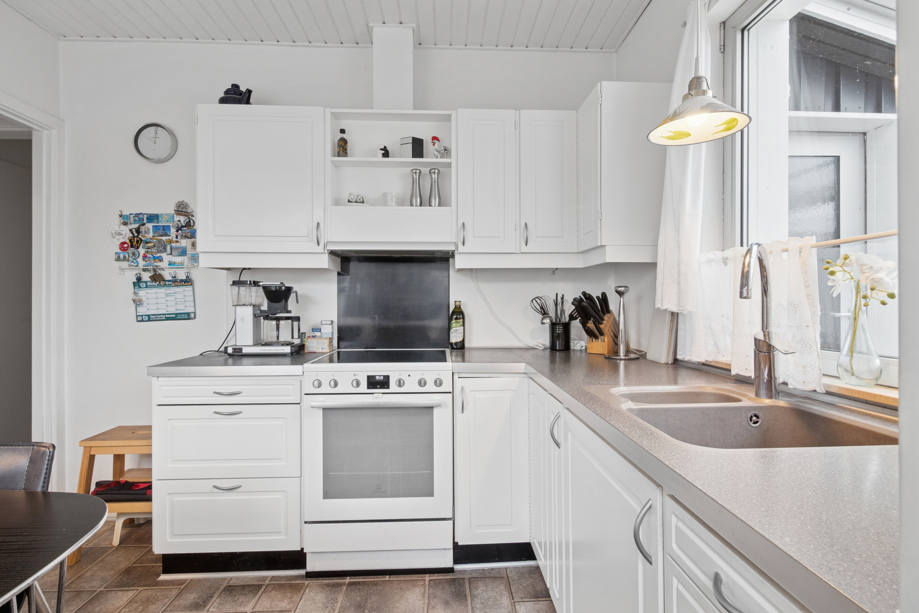 Fremhævet køkken billede i fuldskærmstilstand. Billede af Liselundsvej 11, 2665 Vallensbæk Strand