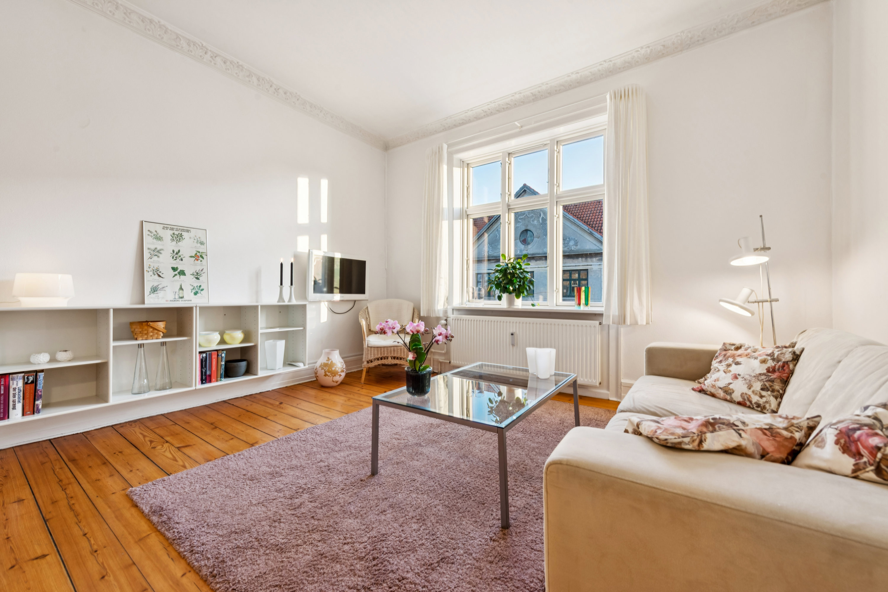 Miniaturebillede 1: stue. Billede af Marthagade 5, 3. tv., 2100 København Ø