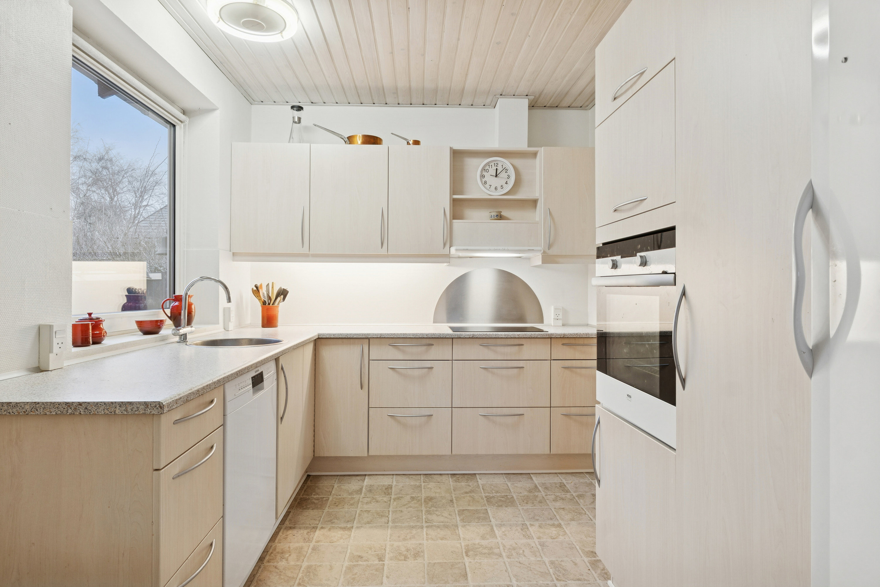 Fremhævet køkken billede i fuldskærmstilstand. Billede af Kærvej 20, 9800 Hjørring