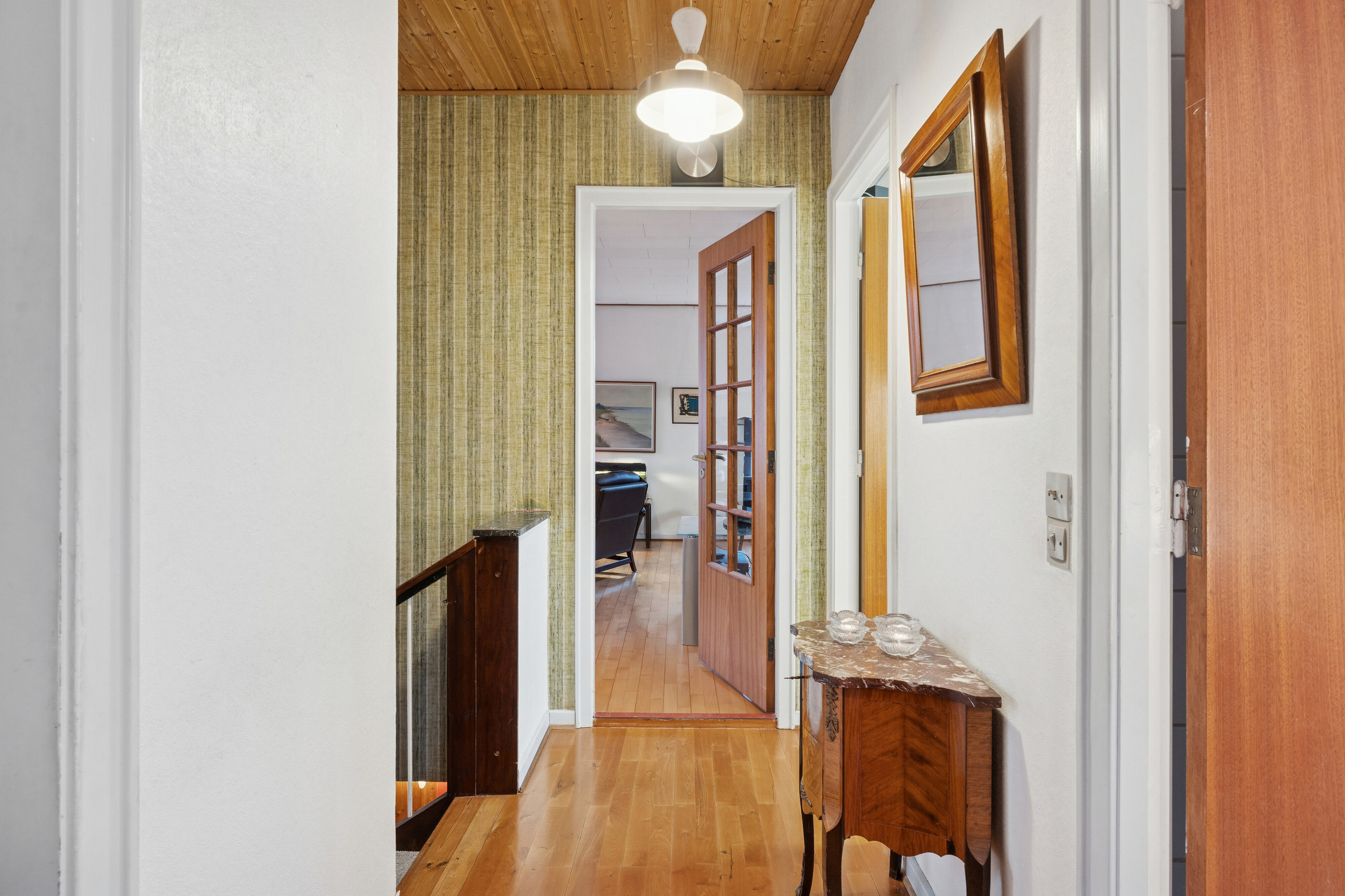 Fremhævet gang billede i fuldskærmstilstand. Billede af Kærvej 20, 9800 Hjørring