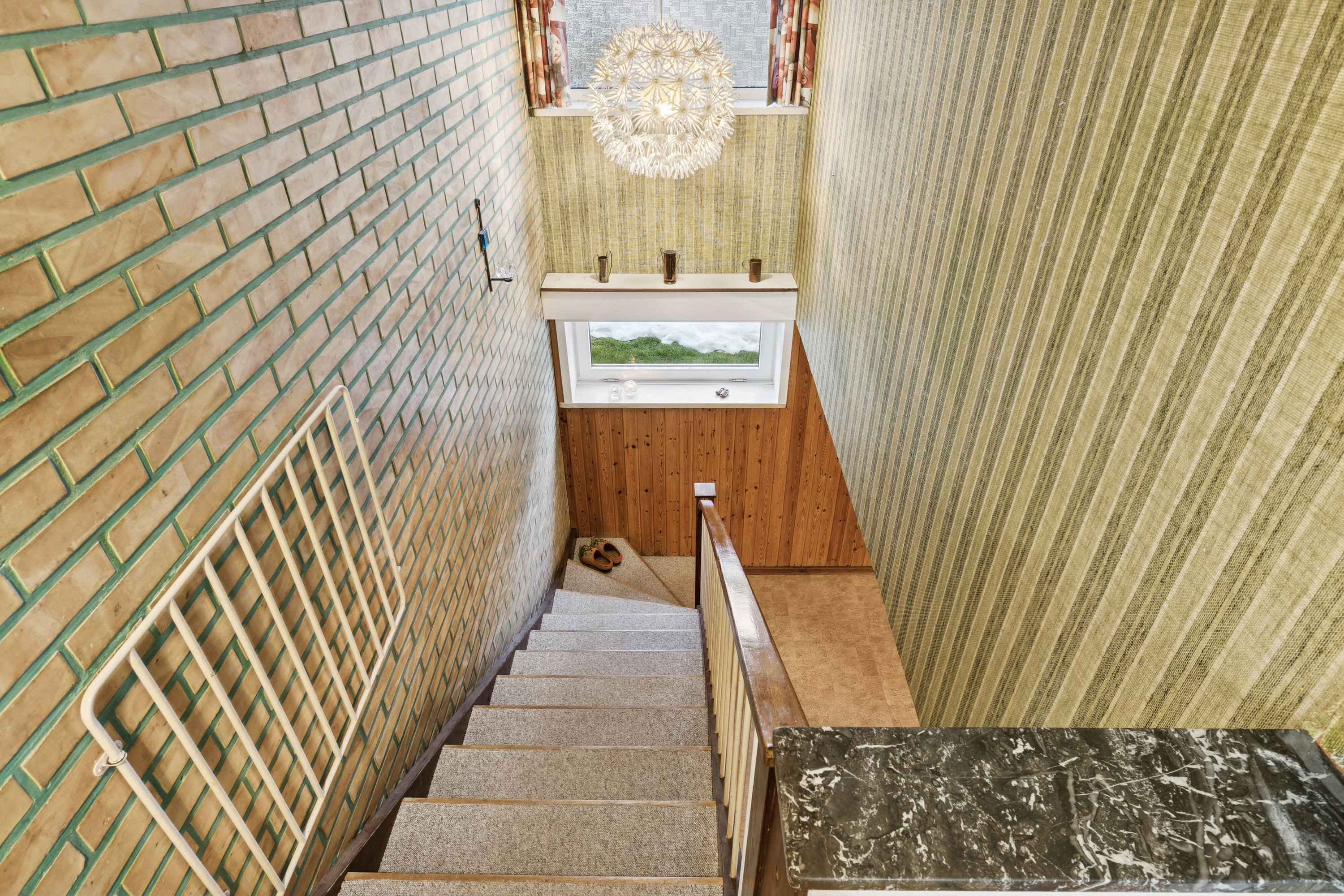 Fremhævet trappe billede i fuldskærmstilstand. Billede af Kærvej 20, 9800 Hjørring