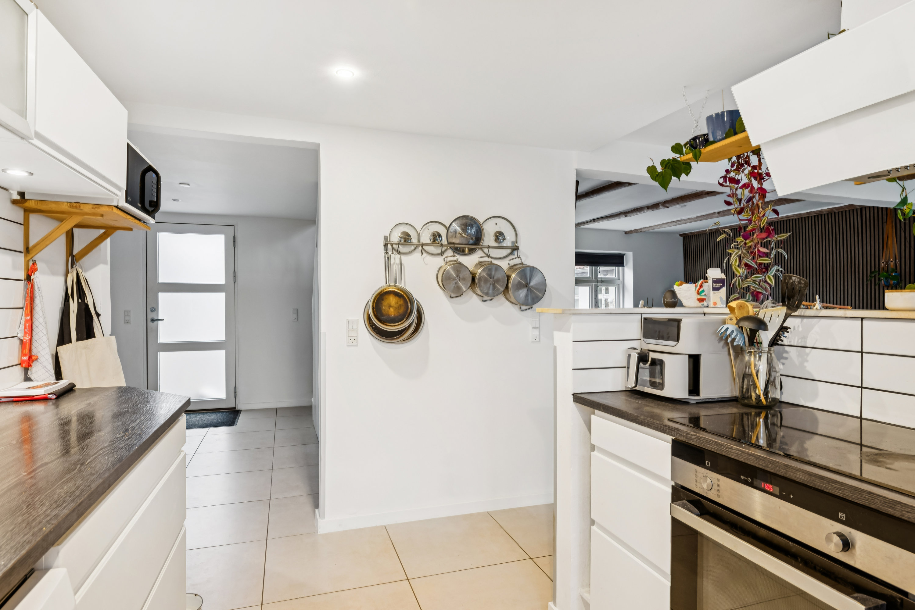 Fremhævet køkken billede i fuldskærmstilstand. Billede af Møllegården 5, Løgten, 8541 Skødstrup