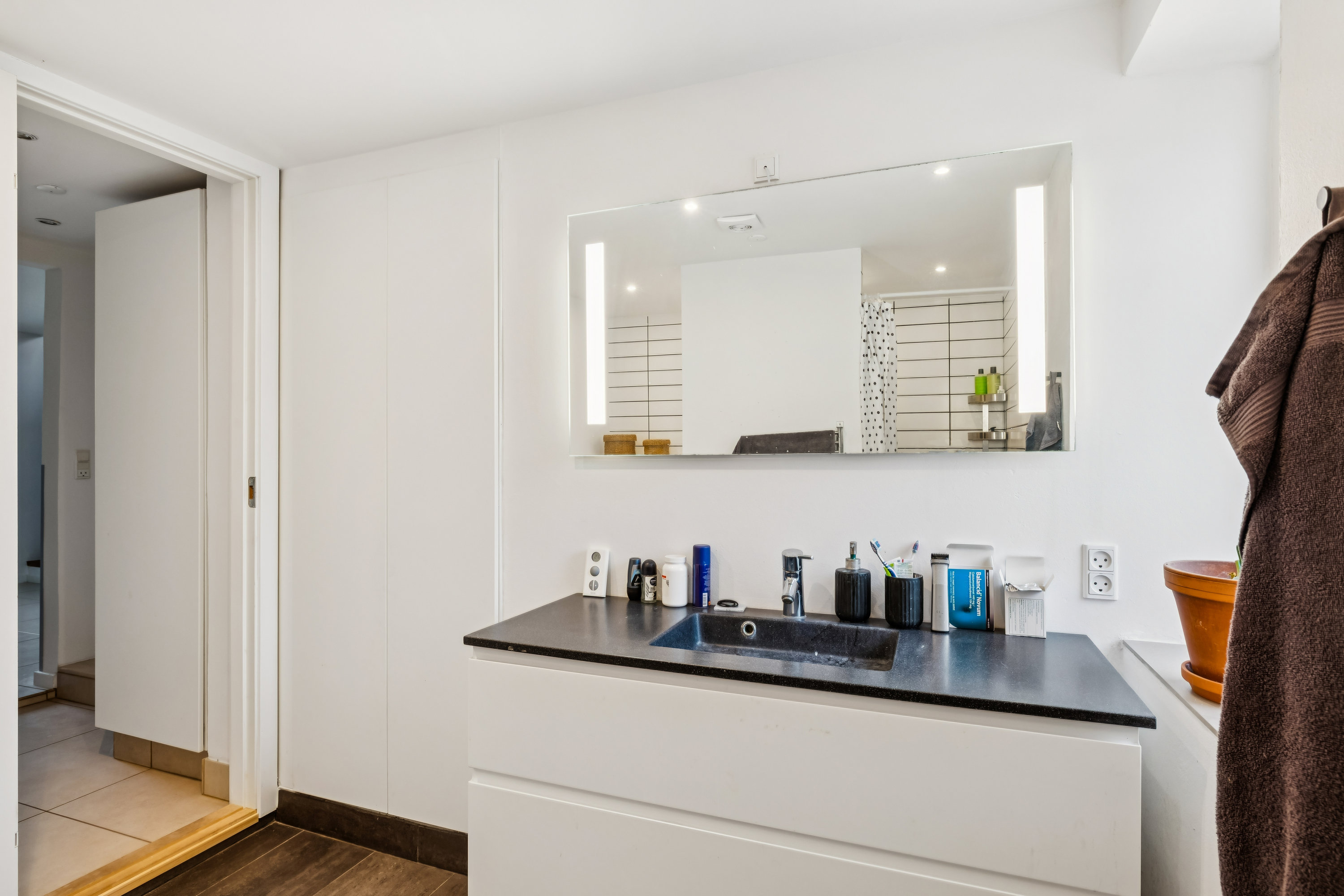 Fremhævet badeværelse billede i fuldskærmstilstand. Billede af Møllegården 5, Løgten, 8541 Skødstrup