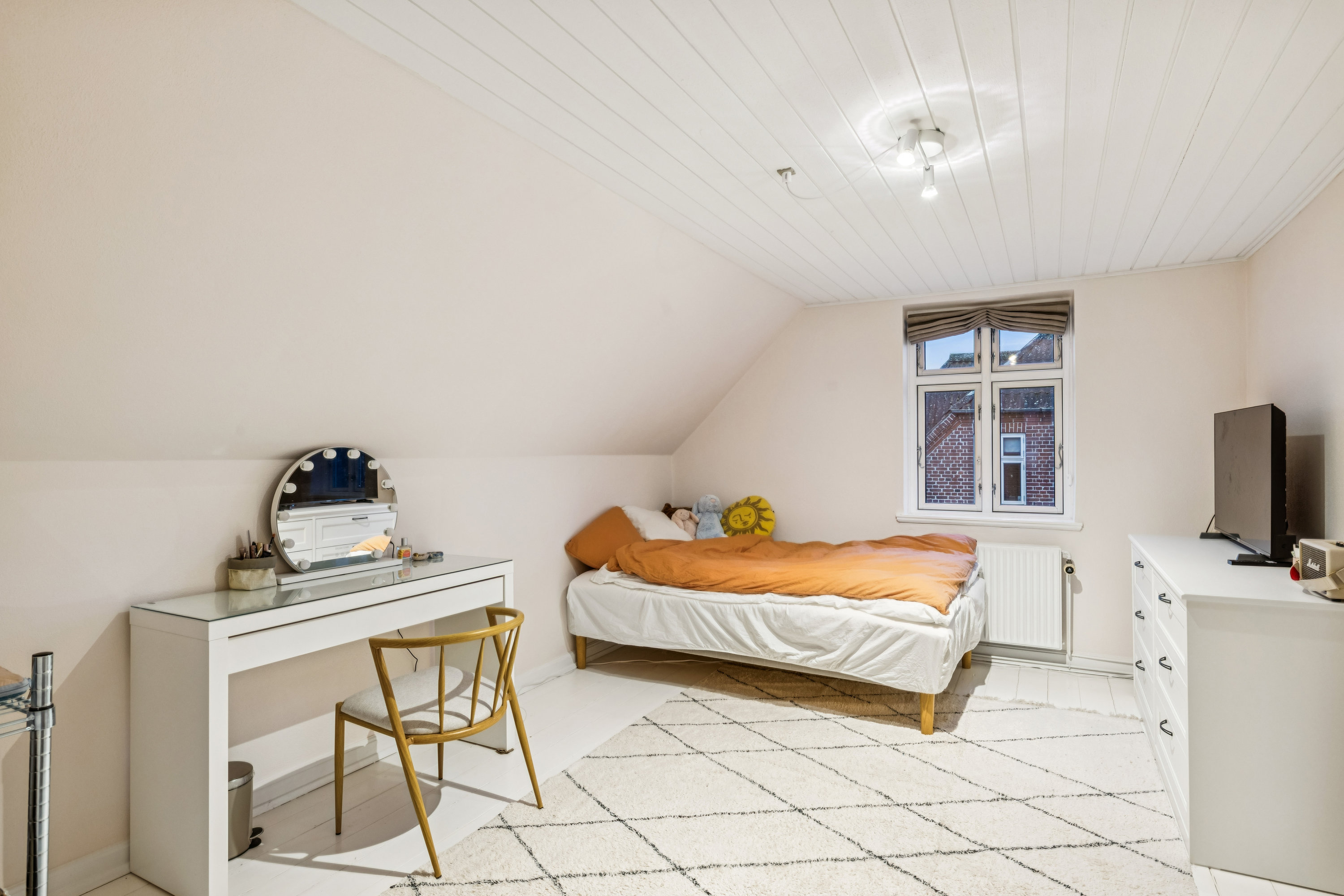 Fremhævet værelse billede i fuldskærmstilstand. Billede af Molsvej 15, 8410 Rønde