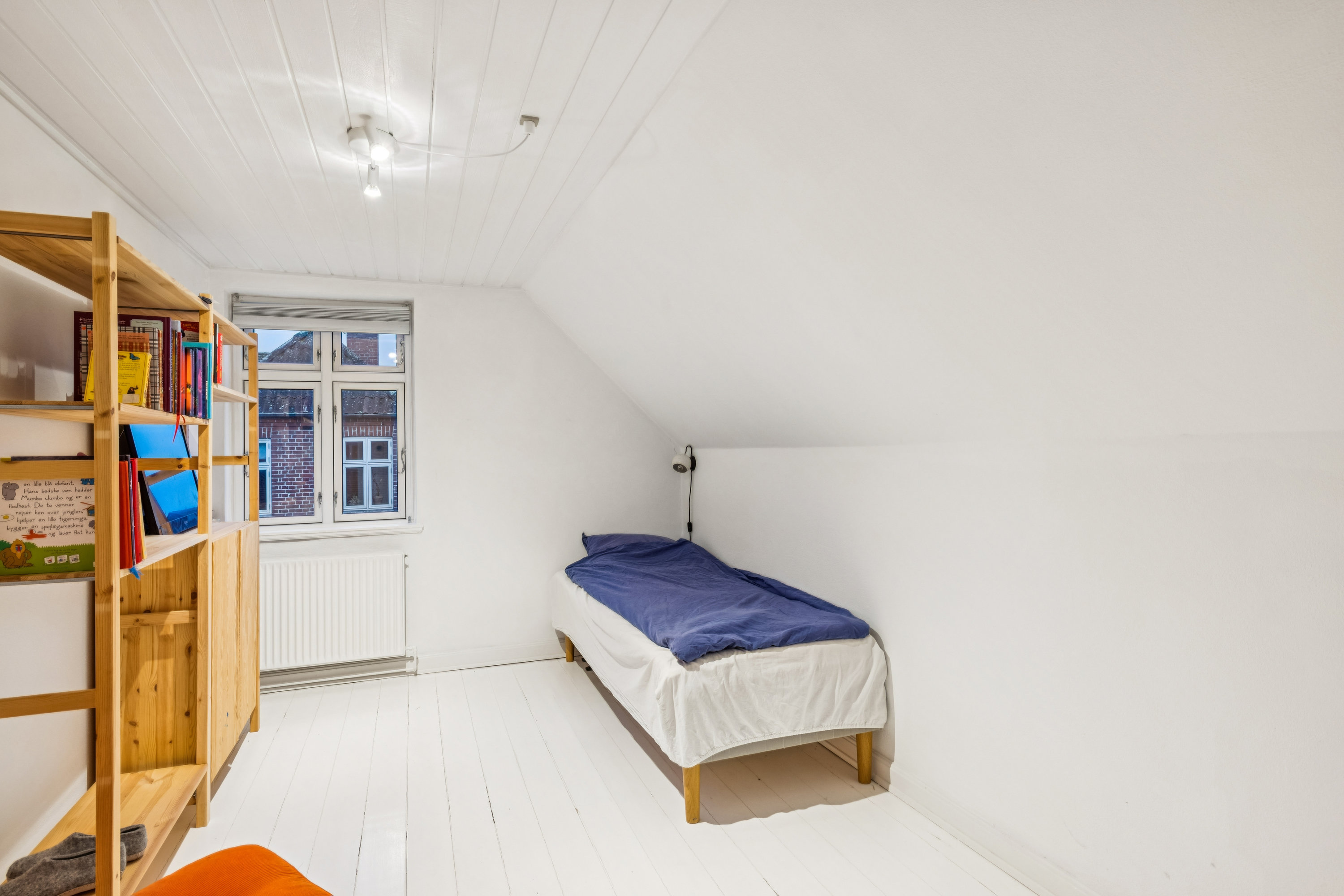 Fremhævet værelse billede i fuldskærmstilstand. Billede af Molsvej 15, 8410 Rønde