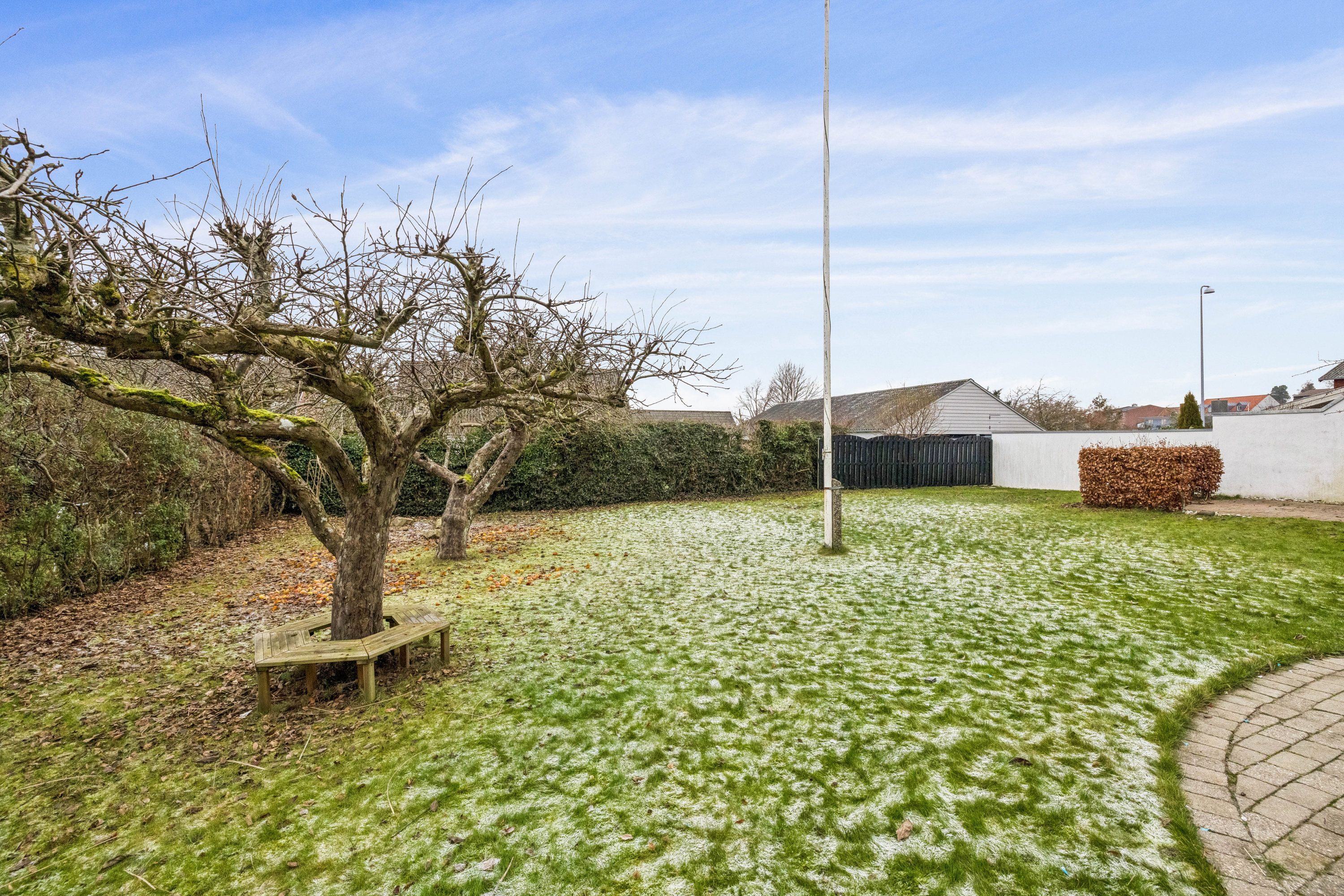 Fremhævet have billede i fuldskærmstilstand. Billede af Molsvej 15, 8410 Rønde