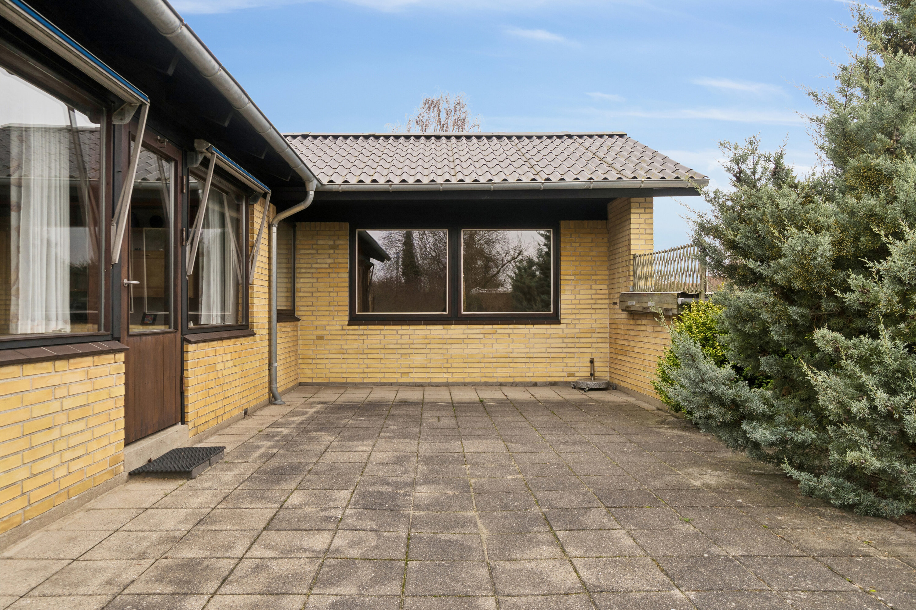 Fremhævet terrasse billede i fuldskærmstilstand. Billede af Æblevej 6, 8270 Højbjerg