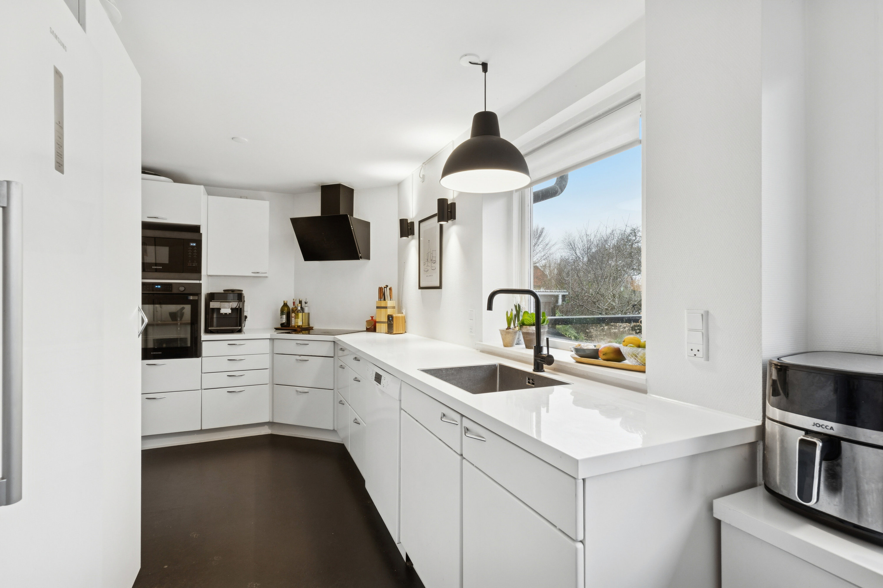 Fremhævet køkken billede i fuldskærmstilstand. Billede af Bøgevej 10, 5800 Nyborg