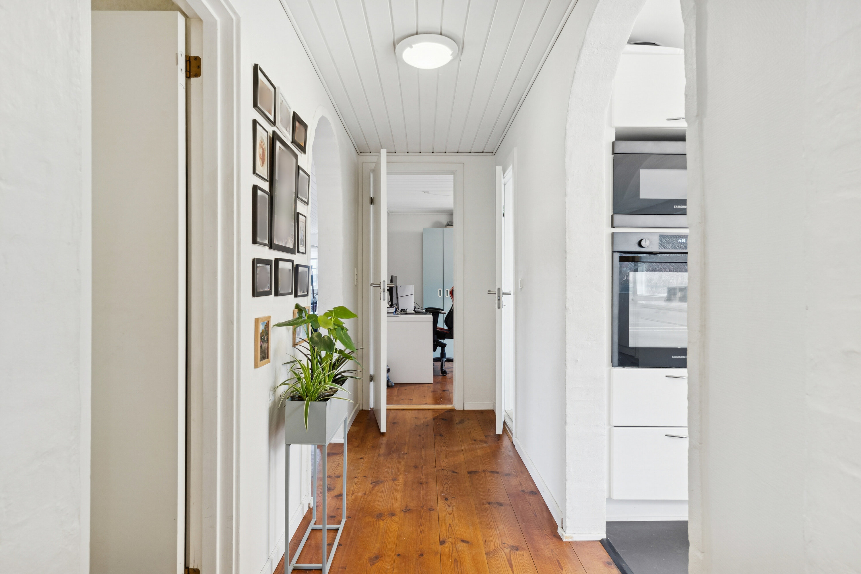 Fremhævet gang billede i fuldskærmstilstand. Billede af Bøgevej 10, 5800 Nyborg