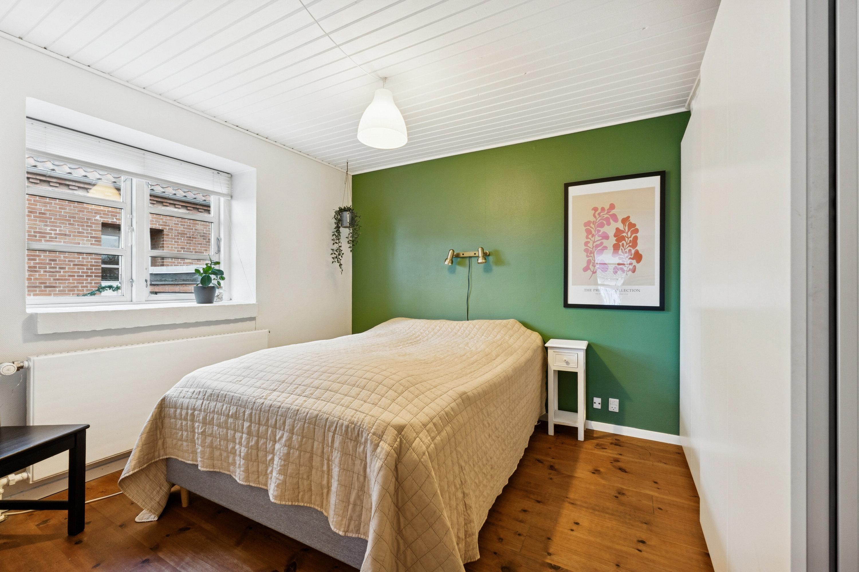 Fremhævet soveværelse billede i fuldskærmstilstand. Billede af Bøgevej 10, 5800 Nyborg