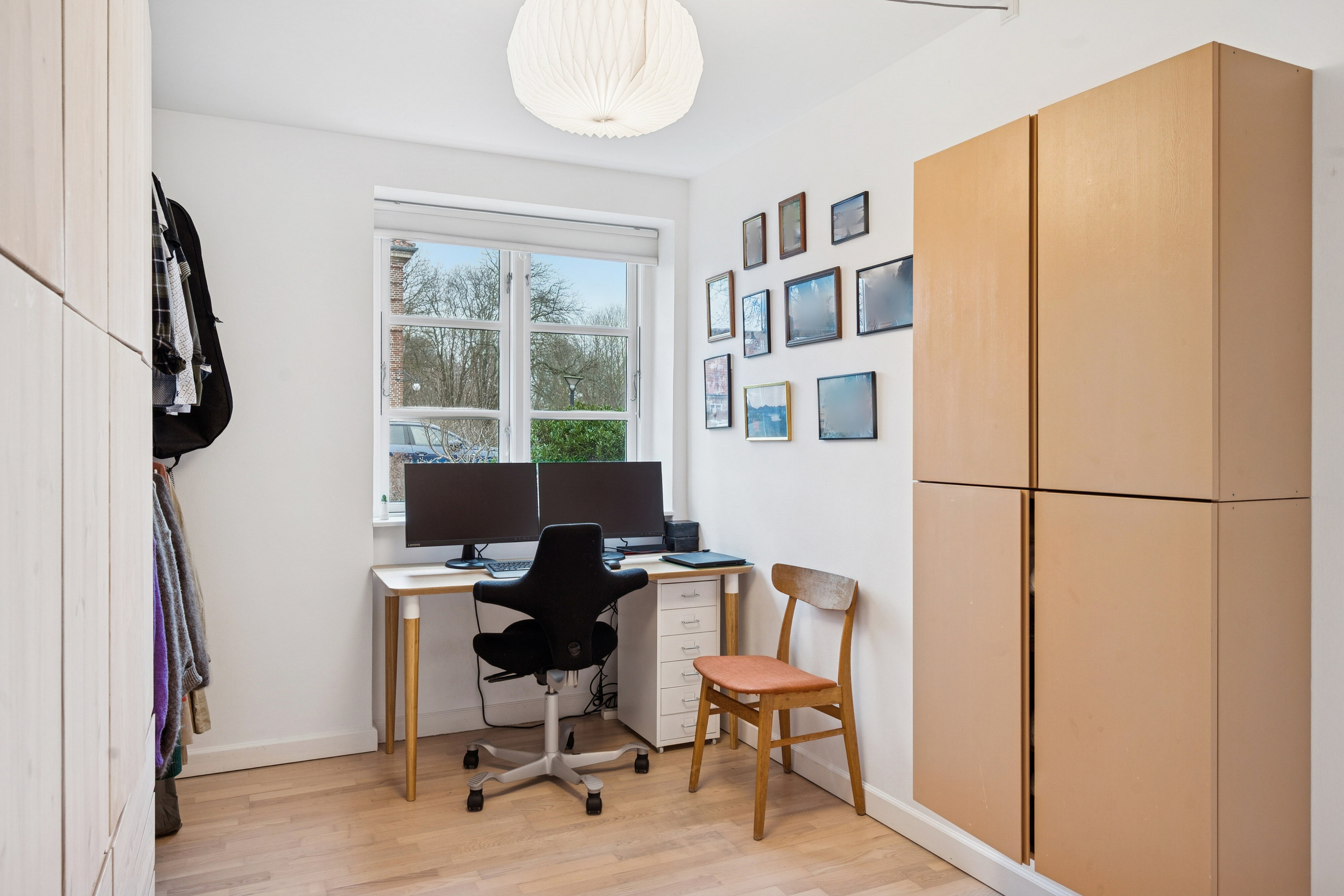 Fremhævet arbejdsværelse billede i fuldskærmstilstand. Billede af Hovedporten 3E, st.., 2650 Hvidovre