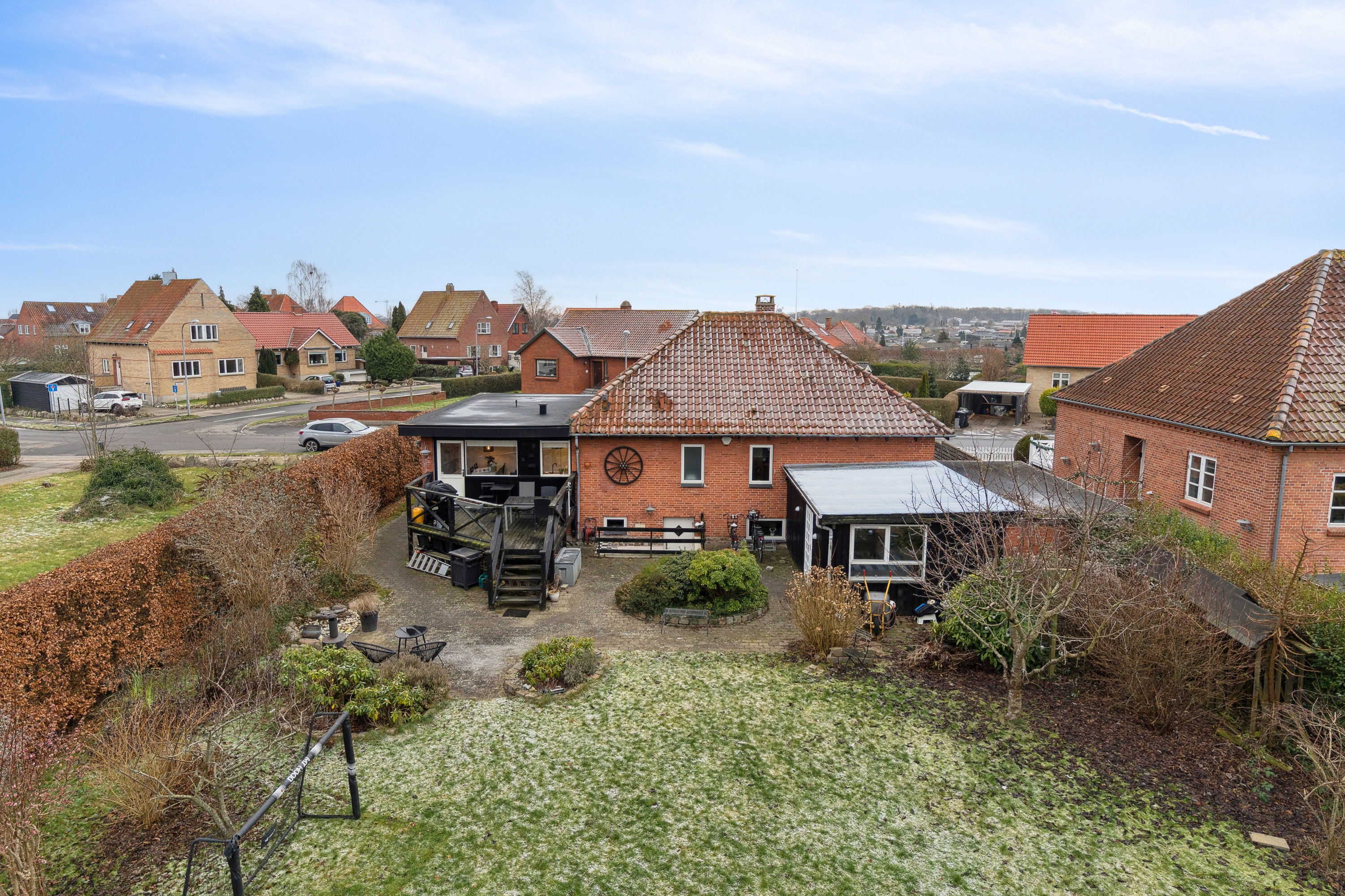 Fremhævet set fra haven billede i fuldskærmstilstand. Billede af Bøgevej 10, 5800 Nyborg