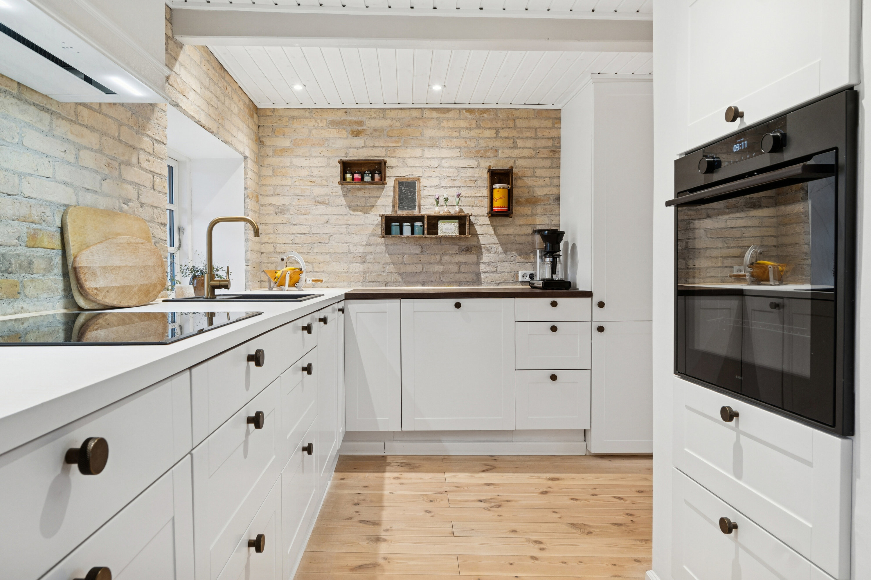 Fremhævet køkken billede i fuldskærmstilstand. Billede af Assensvej 173, Hillerslev, 5750 Ringe