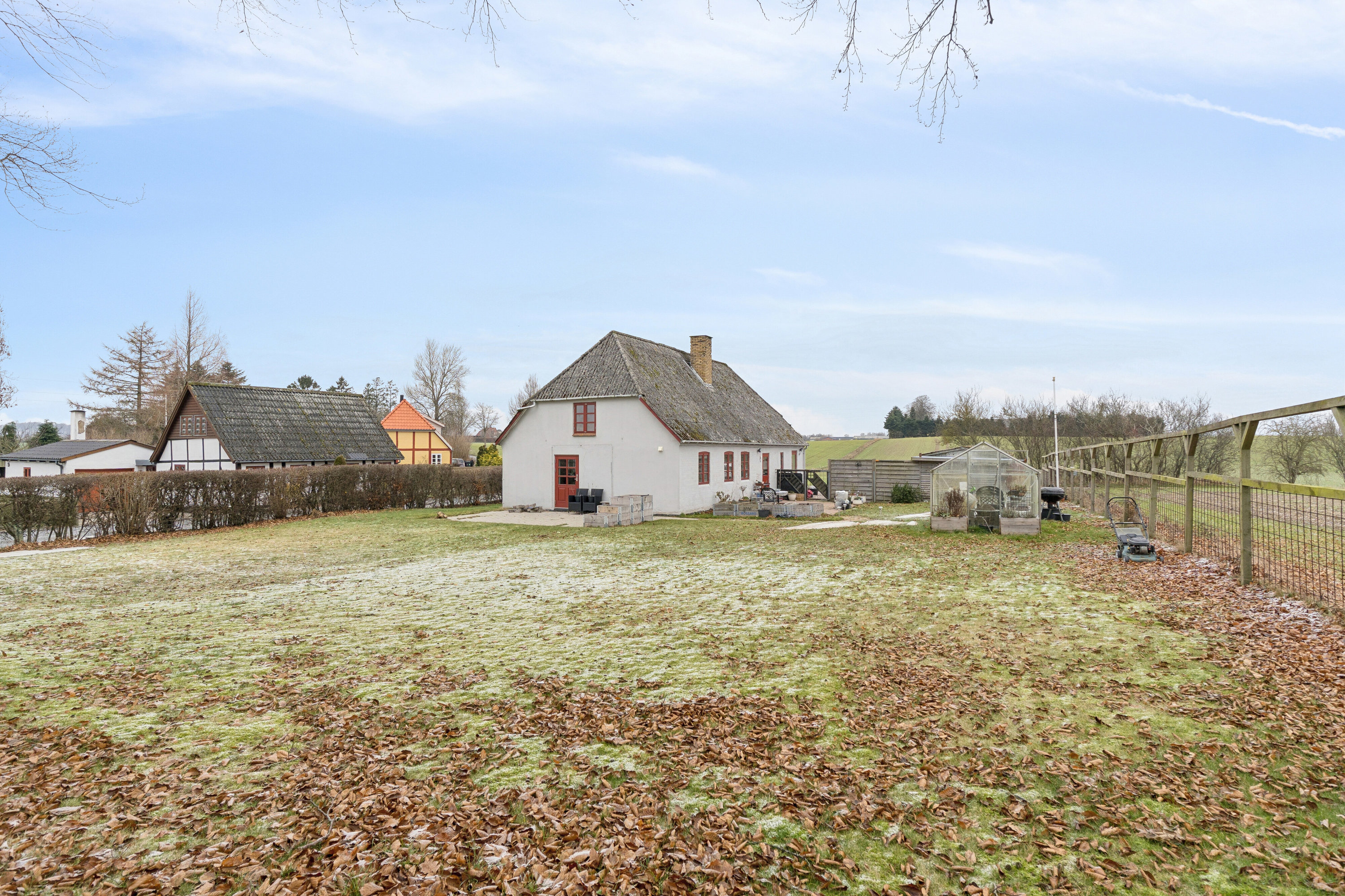 Fremhævet set fra haven billede i fuldskærmstilstand. Billede af Sognevej 21, 5884 Gudme