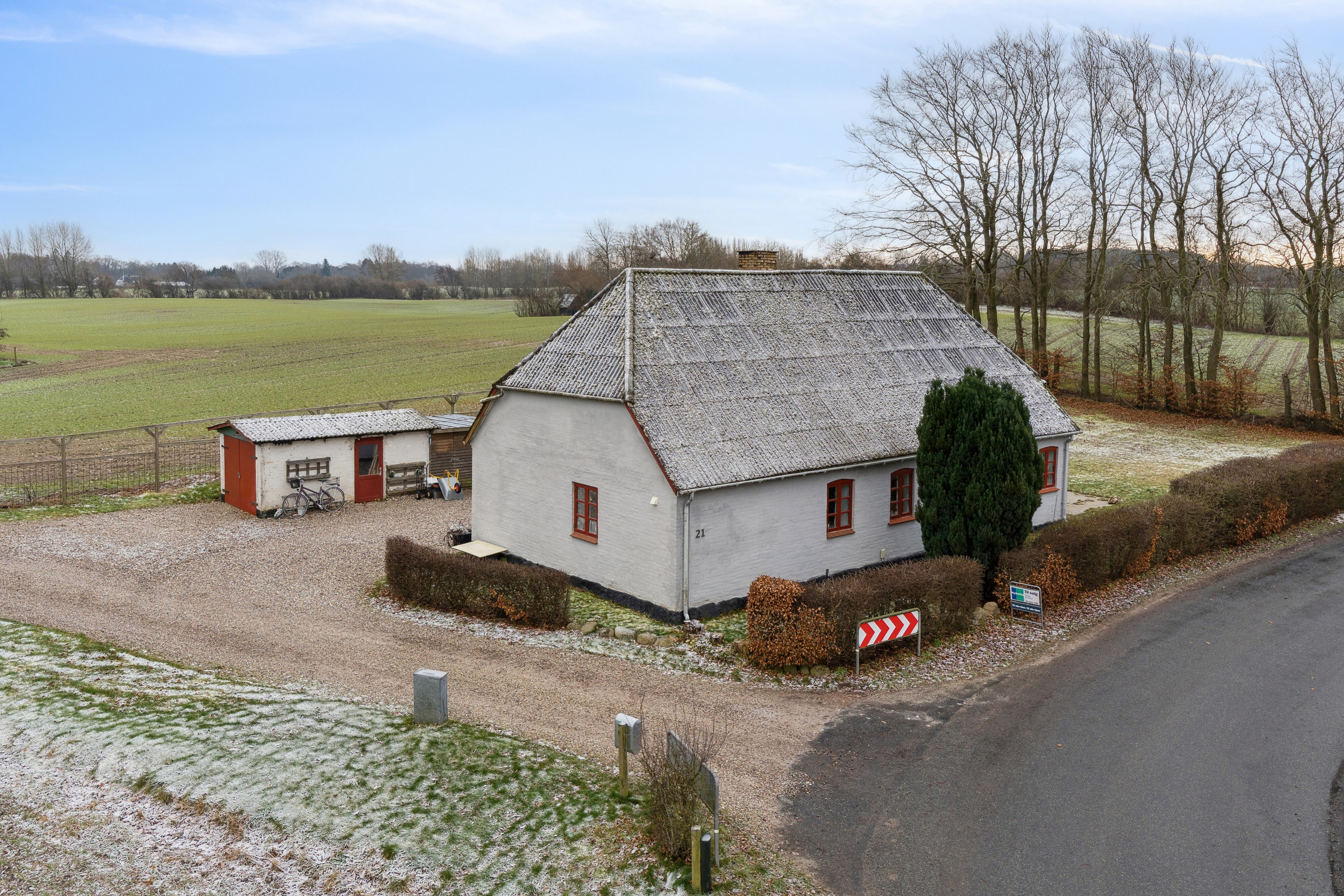 Fremhævet set fra vejen billede i fuldskærmstilstand. Billede af Sognevej 21, 5884 Gudme