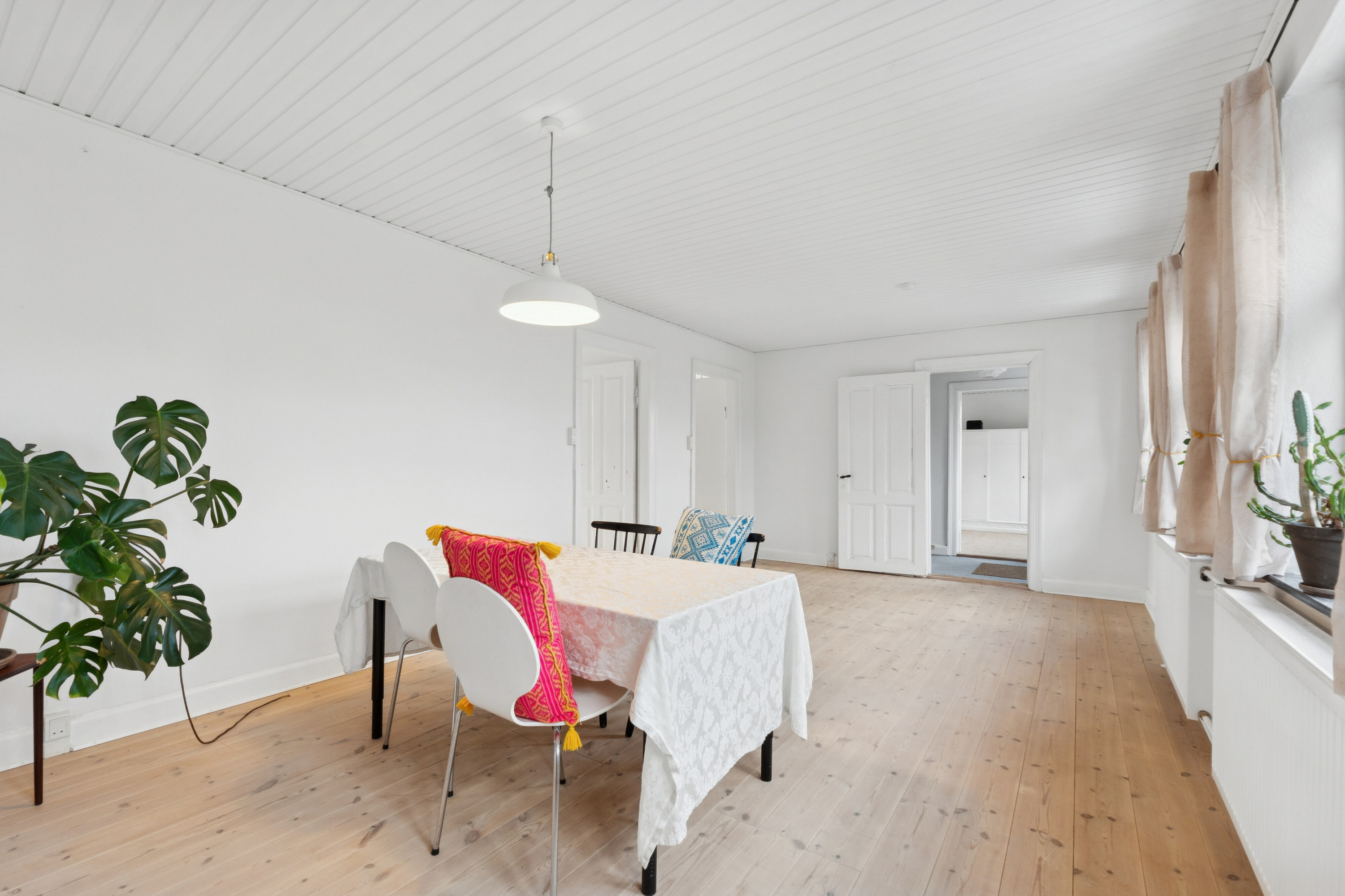 Fremhævet stue billede i fuldskærmstilstand. Billede af Gl. Byvej 18, Årslev, 5792 Årslev