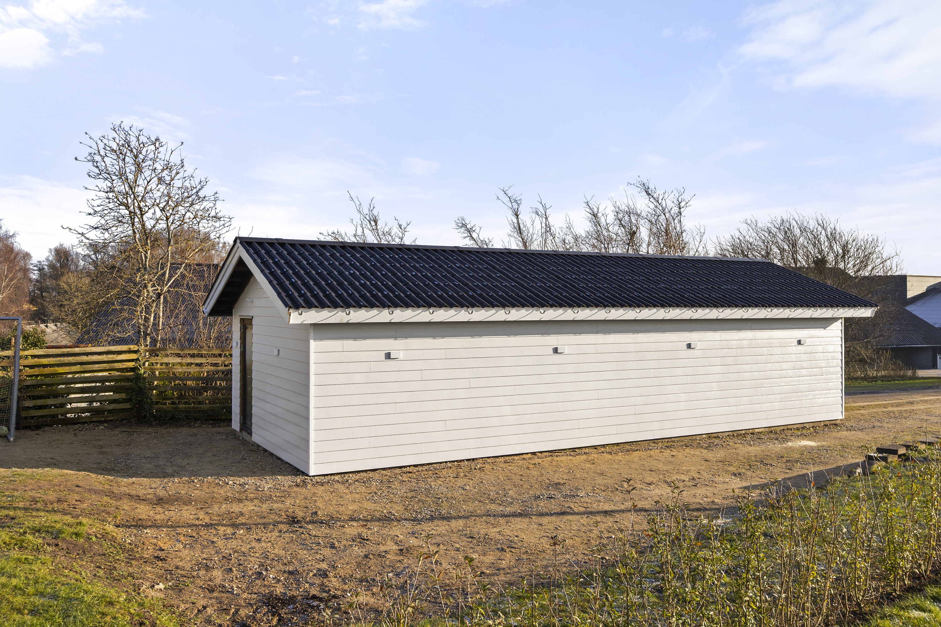 Fremhævet garage billede i fuldskærmstilstand. Billede af Husrækken 1A, 4180 Sorø