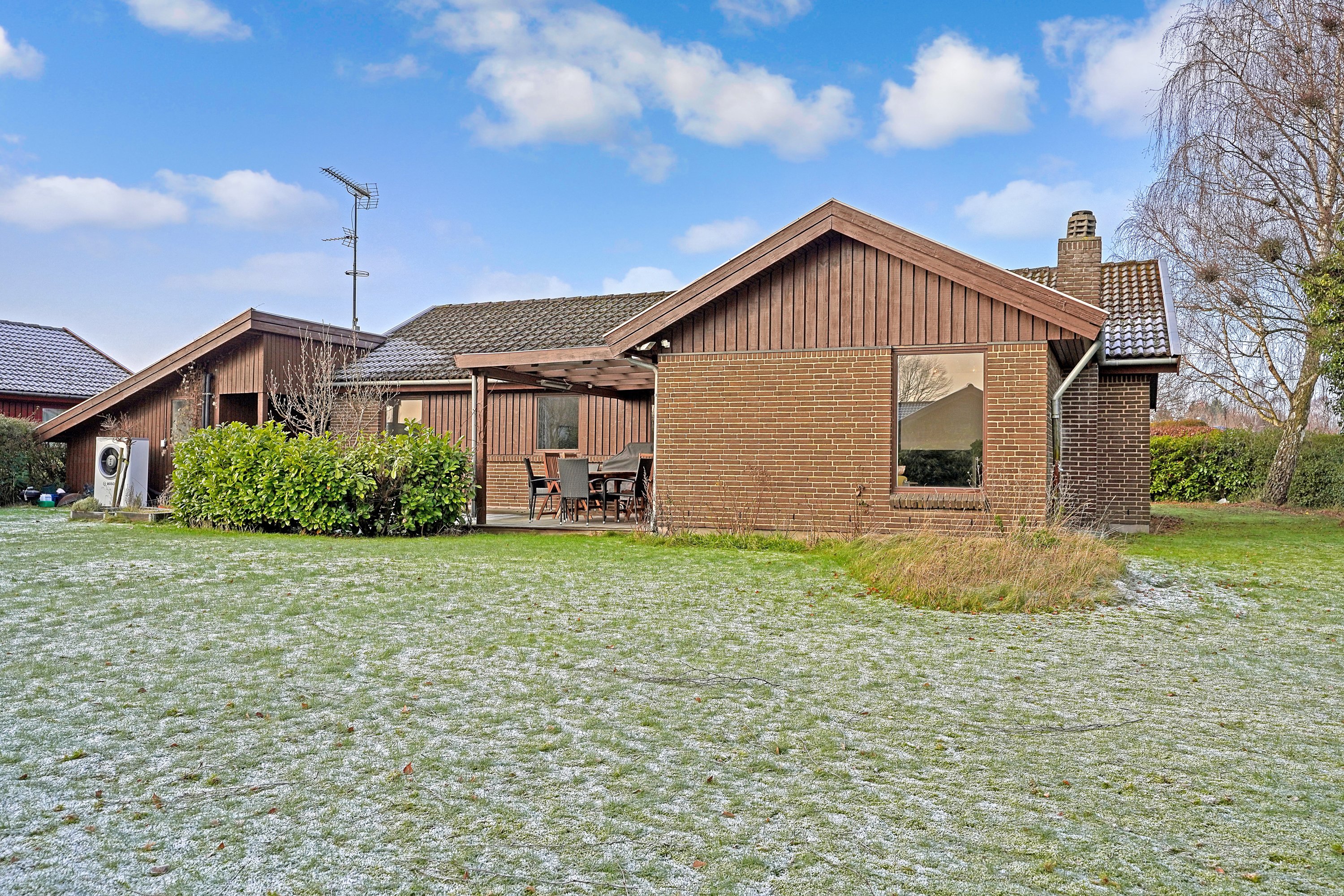 Miniaturebillede 1: ejendommen. Billede af Langebjergvej 231, 3050 Humlebæk